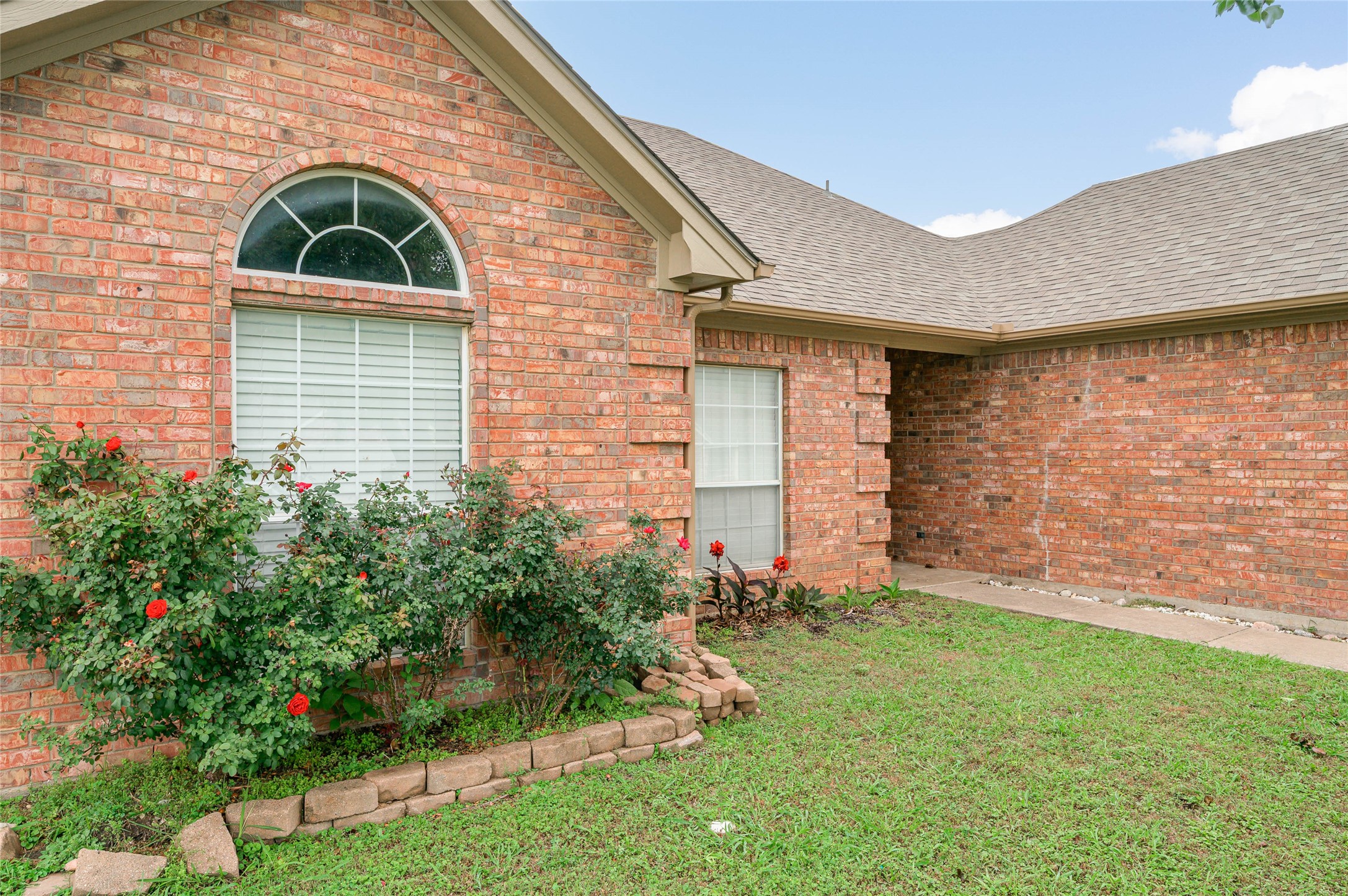 408 Sunshine Trail Bells TX 75414