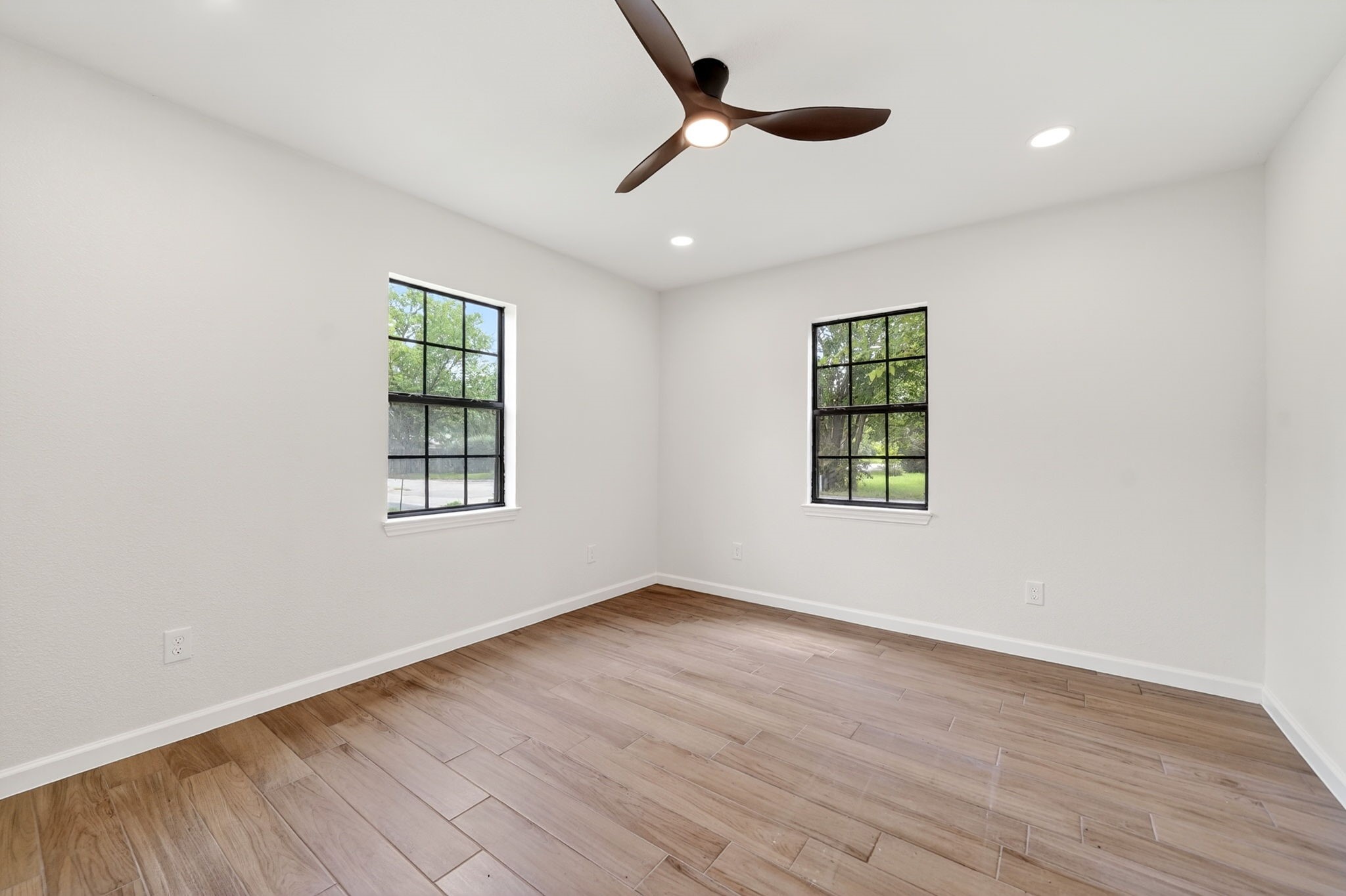 506 S Dallas Street Kaufman TX 75142