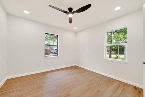 506 S Dallas Street Kaufman TX 75142