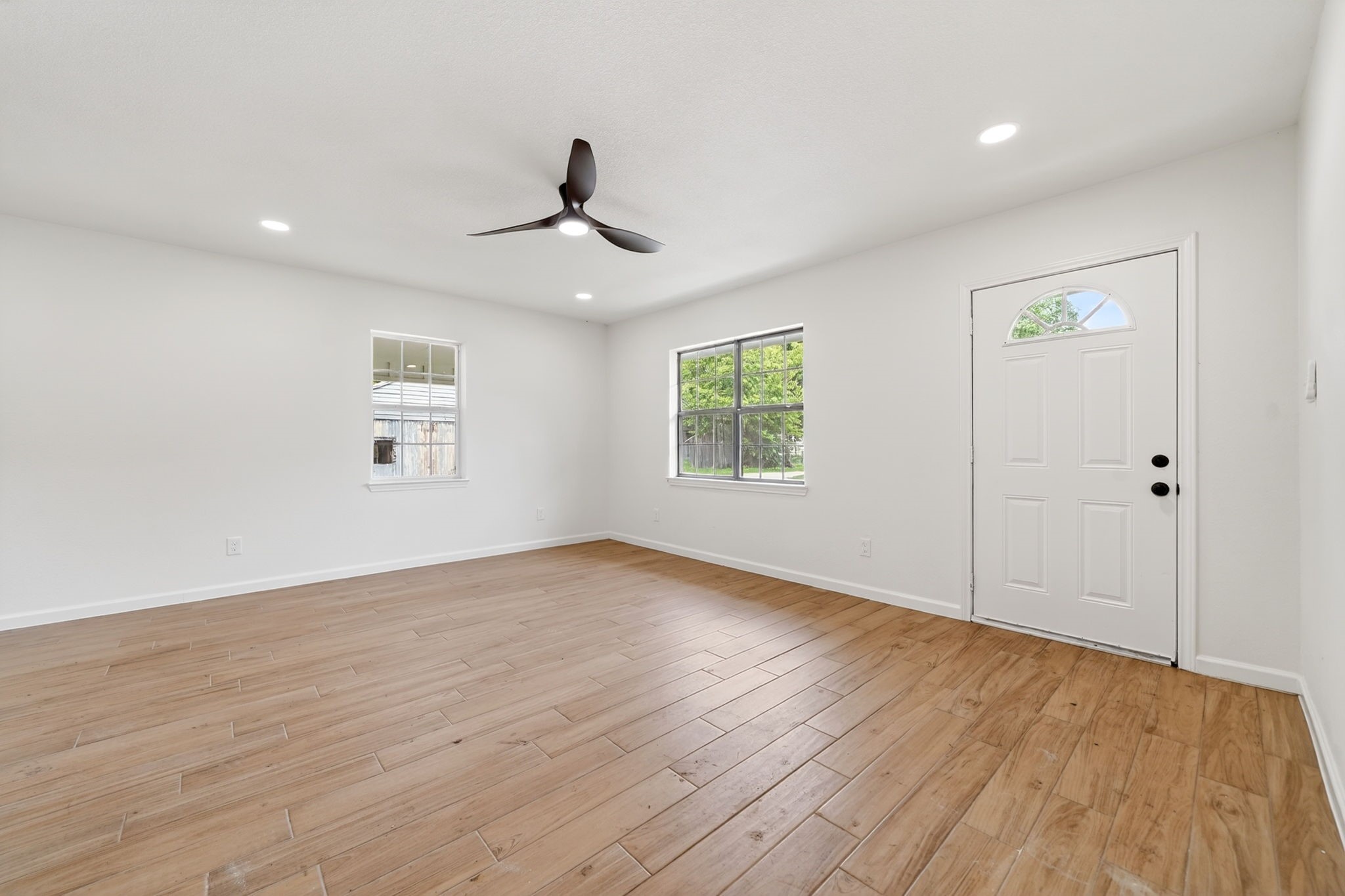 506 S Dallas Street Kaufman TX 75142