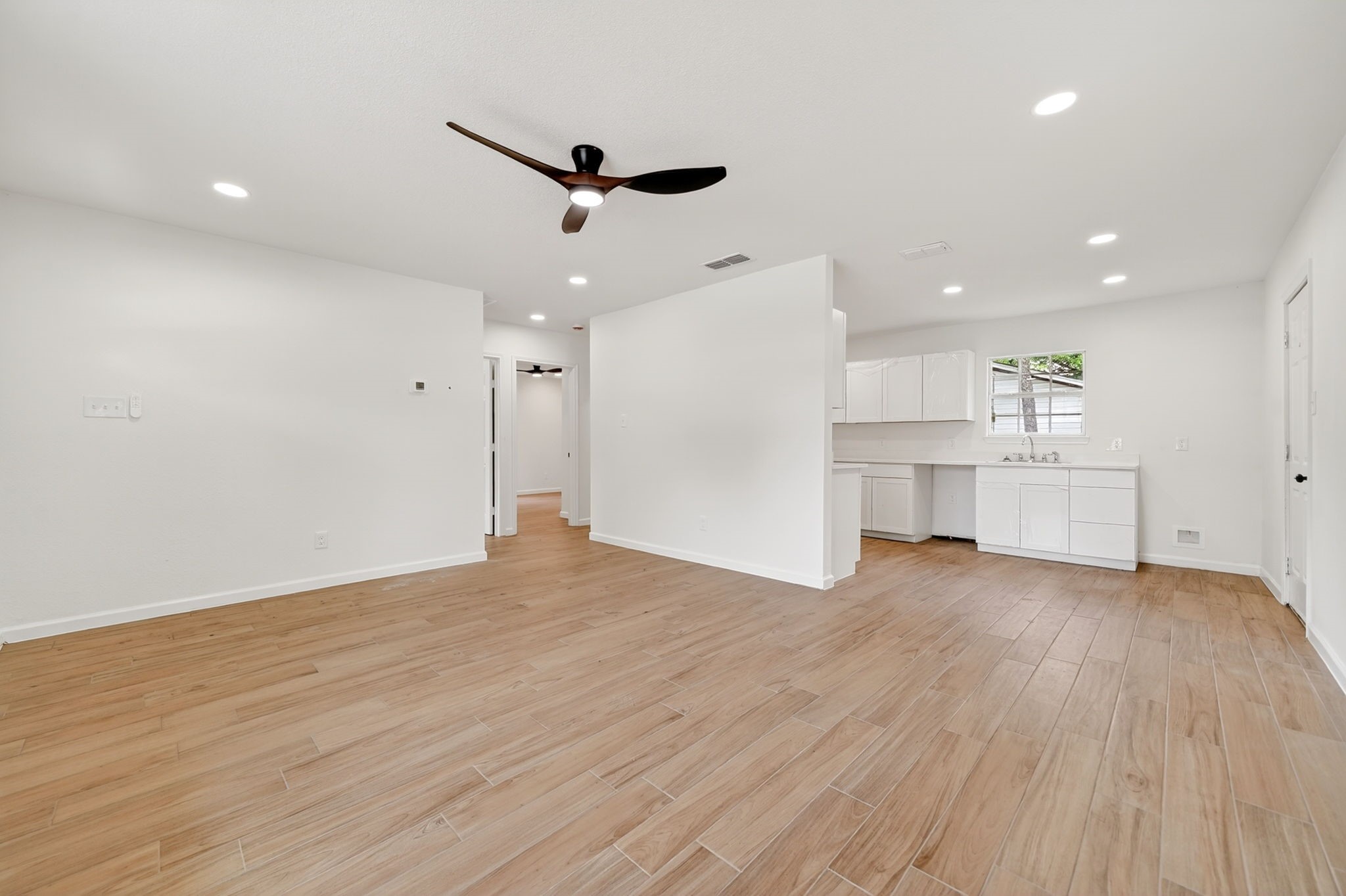 506 S Dallas Street Kaufman TX 75142