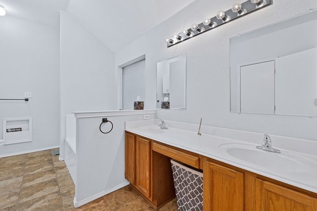 113 Ellicott Drive Roanoke TX 76262