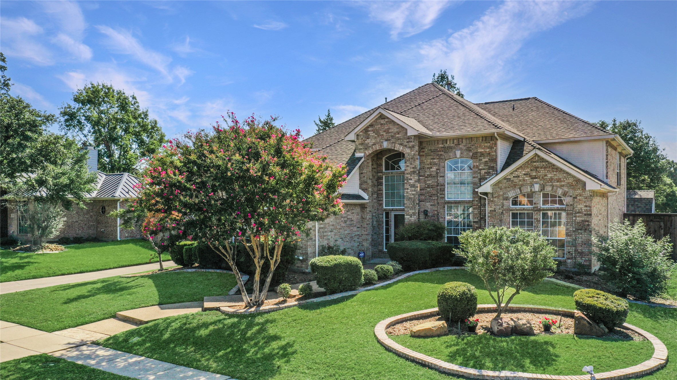 2500 Wood Creek Mesquite TX 75181