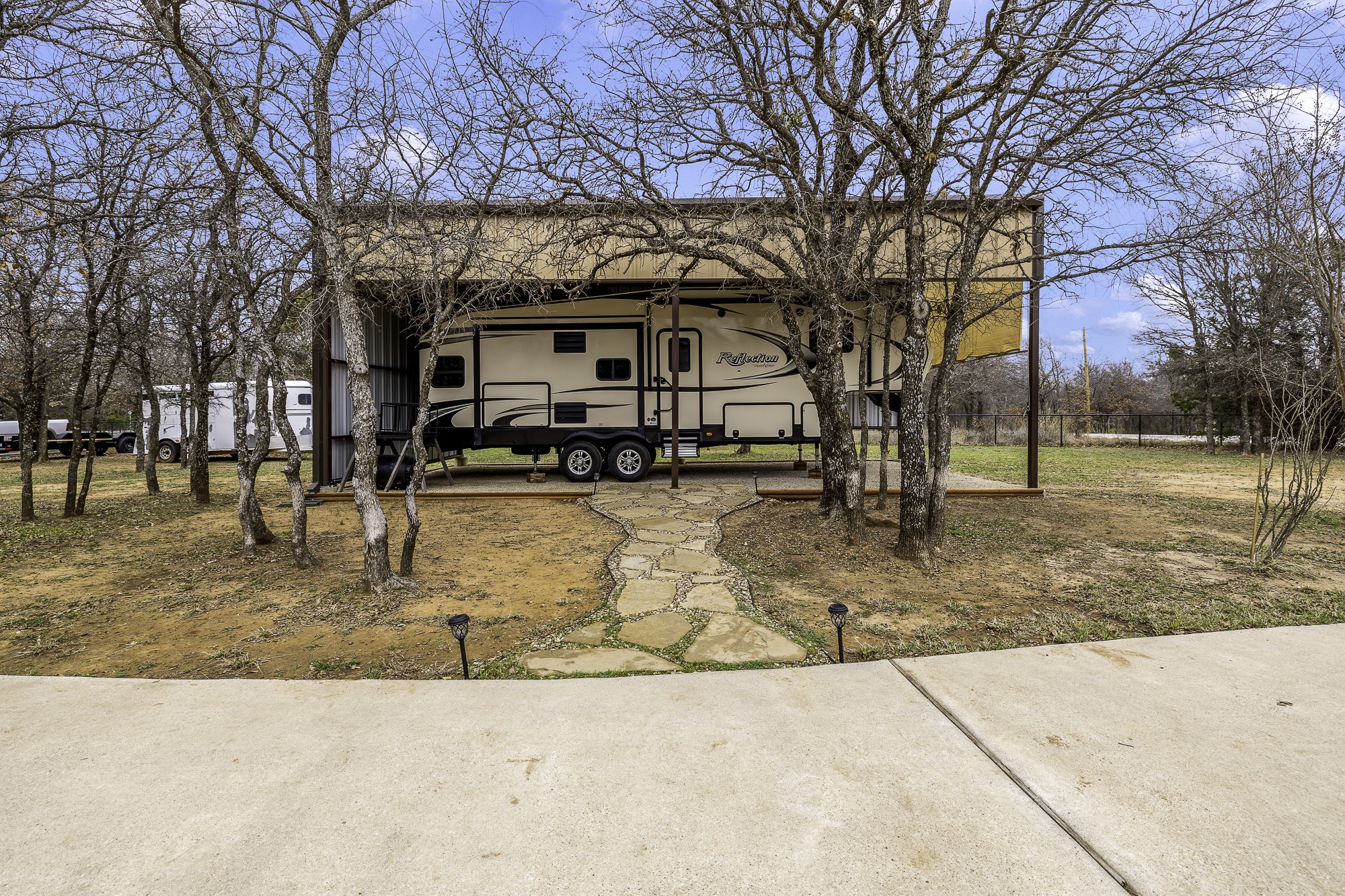 295 Lone Oak Mineral Wells TX 76067