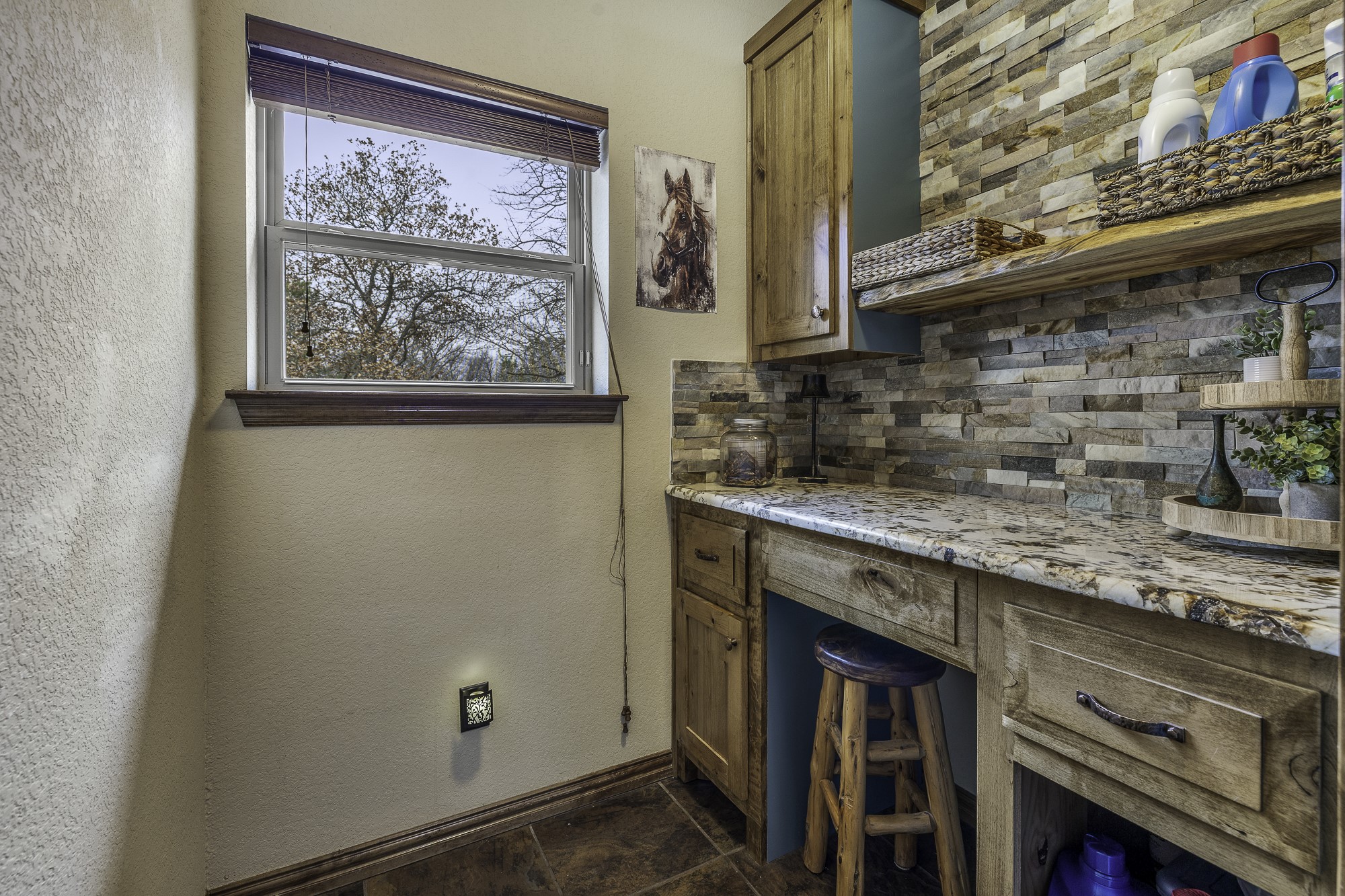 295 Lone Oak Mineral Wells TX 76067