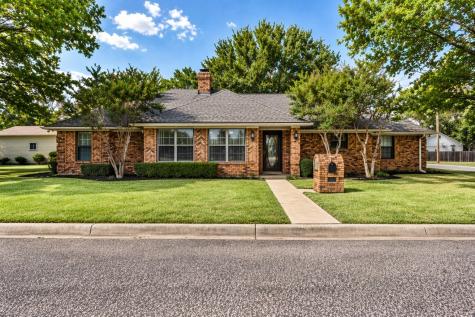 204 Sloan Street Whitesboro TX 76273