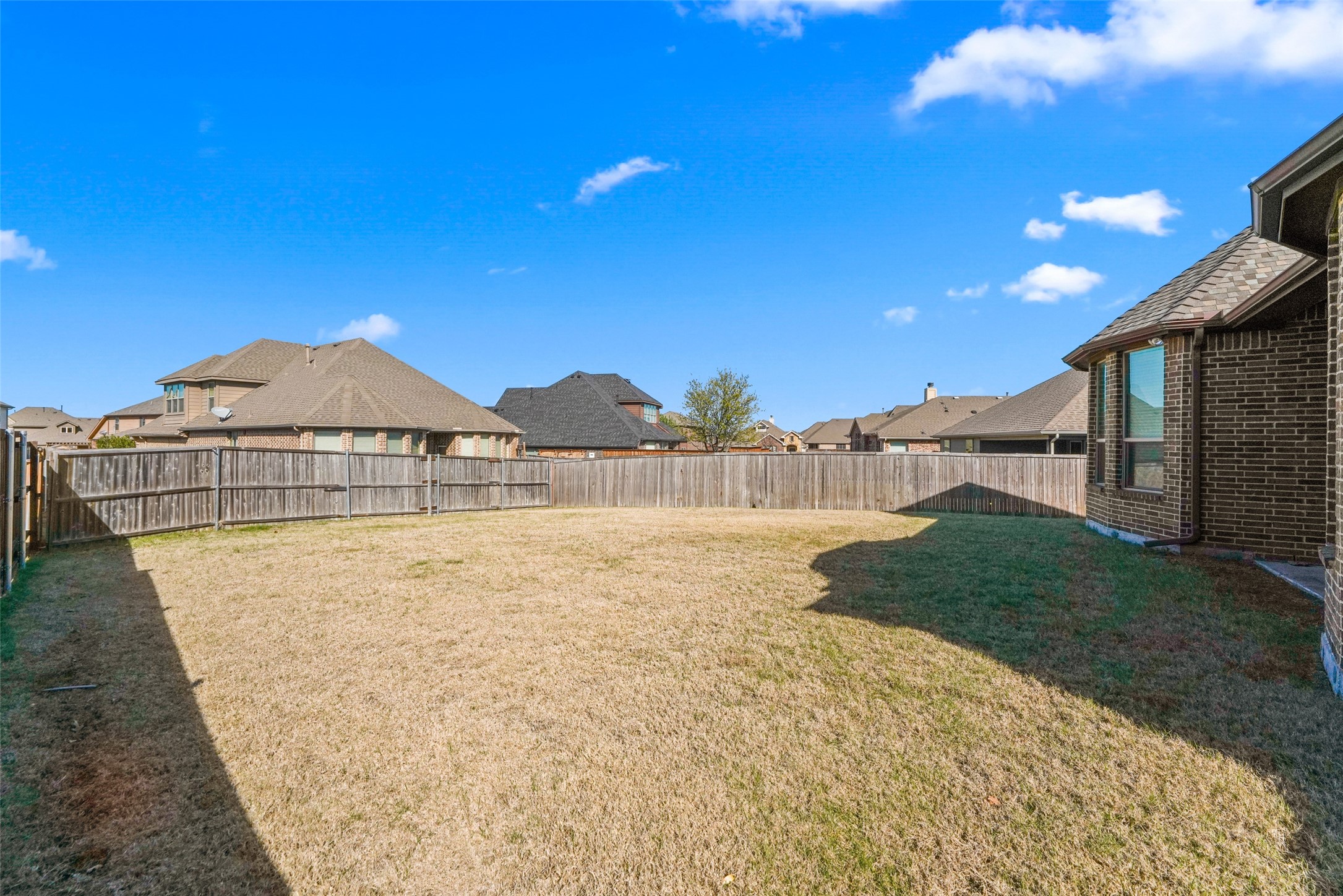 206 Charleston Lane Fate TX 75189