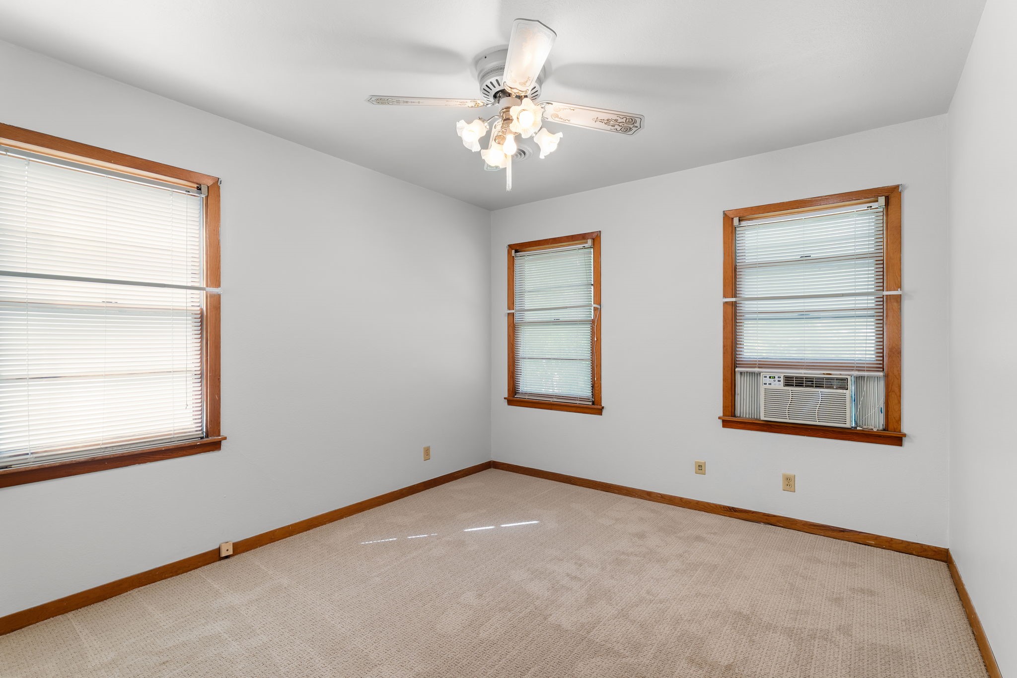 1106 N 66th Street Waco TX 76710