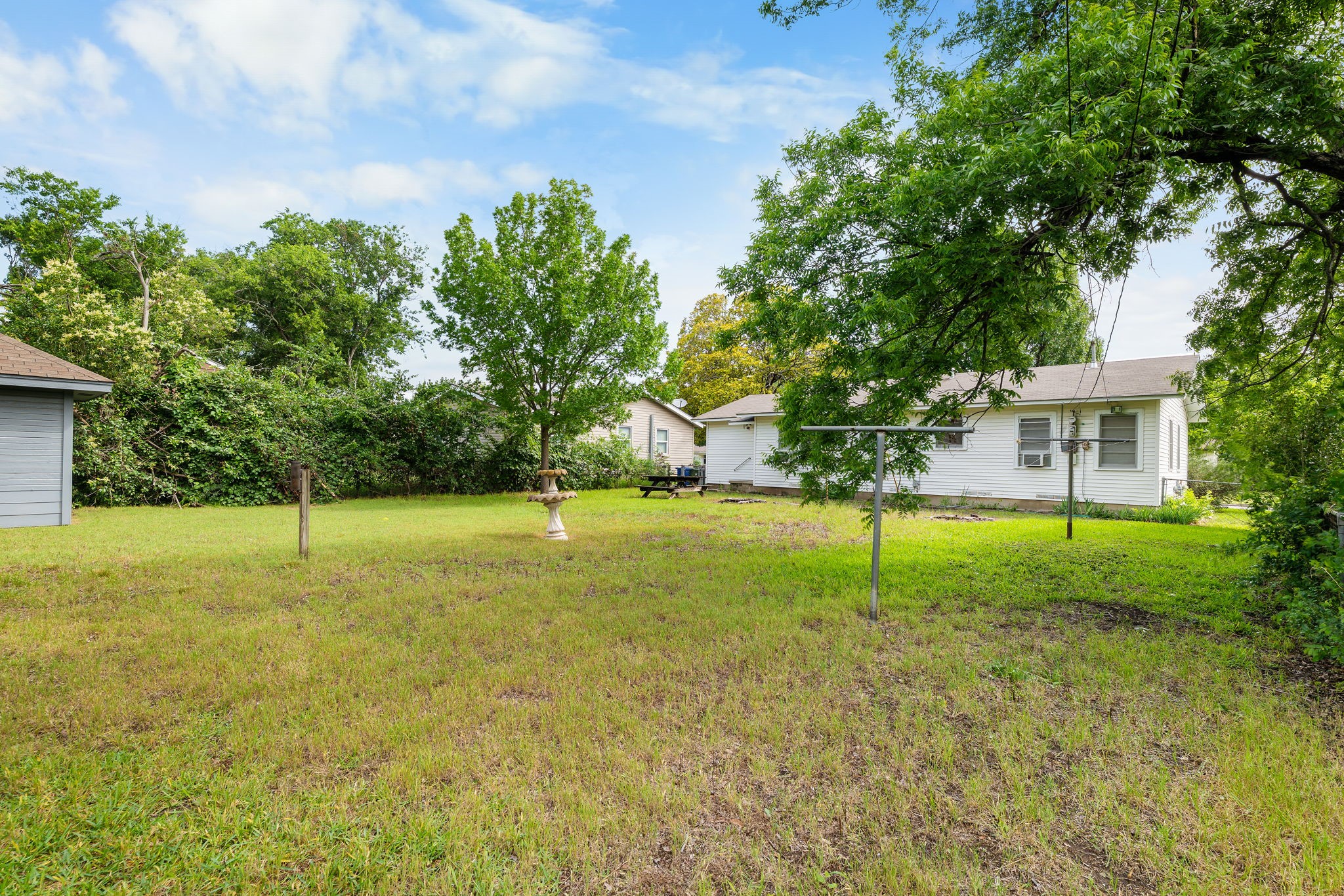 1106 N 66th Street Waco TX 76710