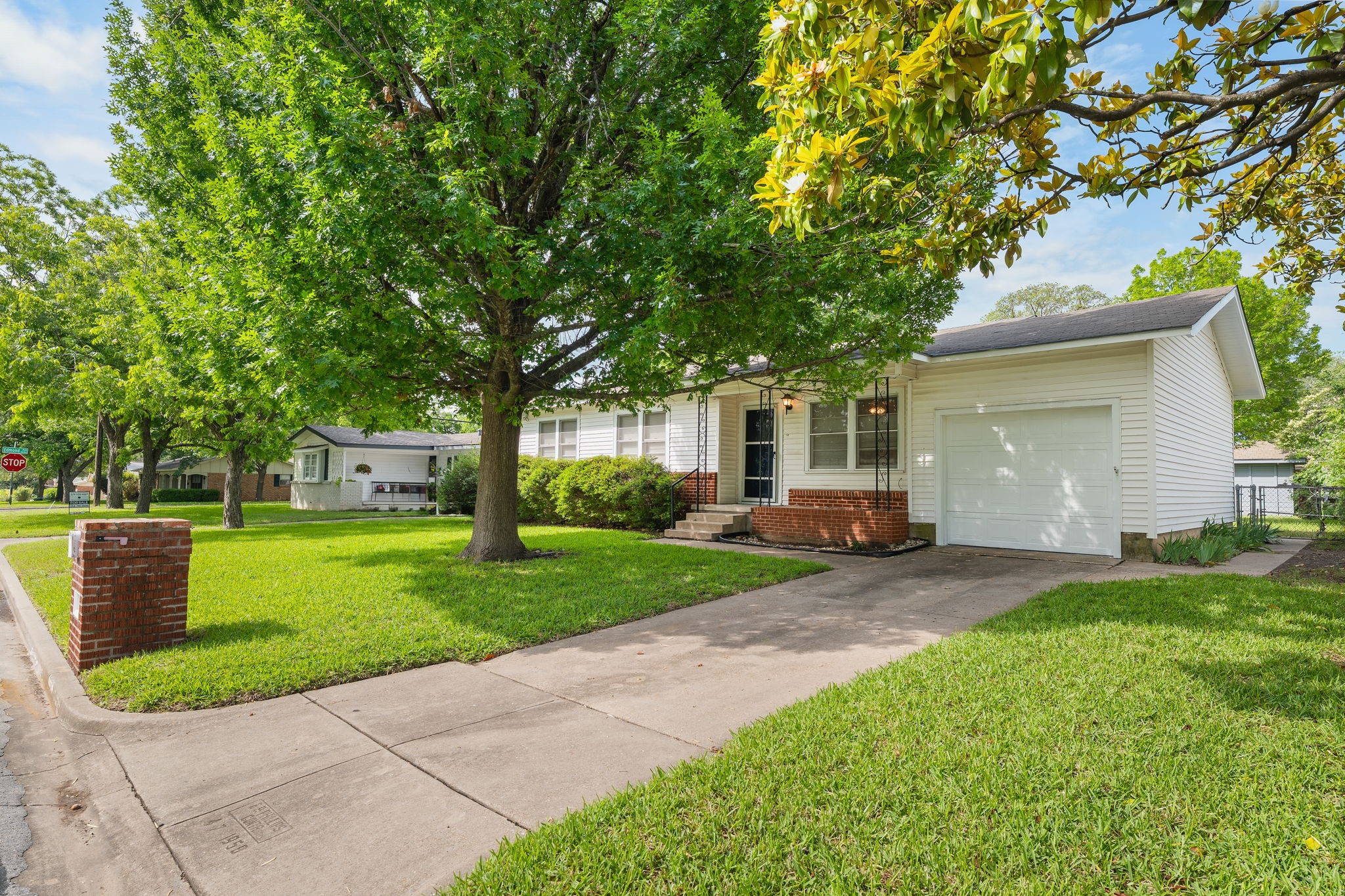 1106 N 66th Street Waco TX 76710