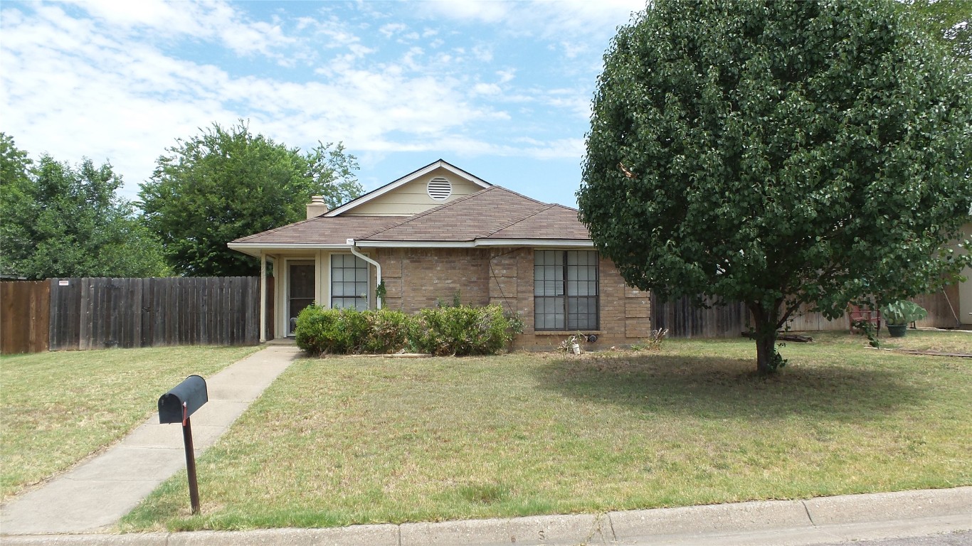 4745 Scots Briar Lane Fort Worth TX 76137
