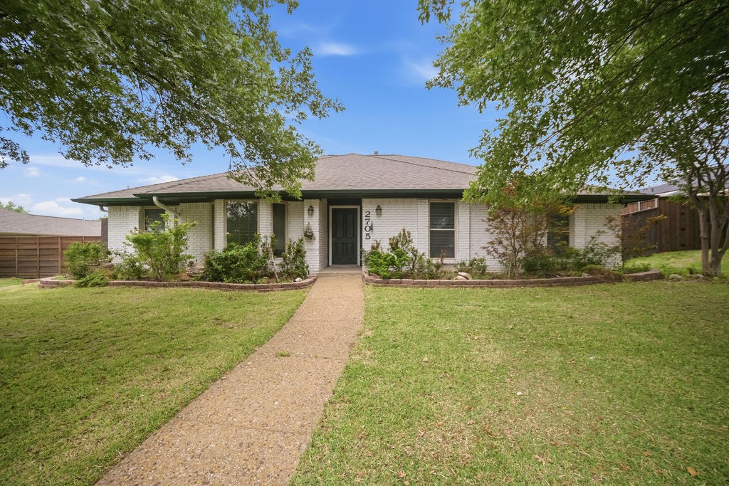 2705 Timberleaf Drive Carrollton TX 75006