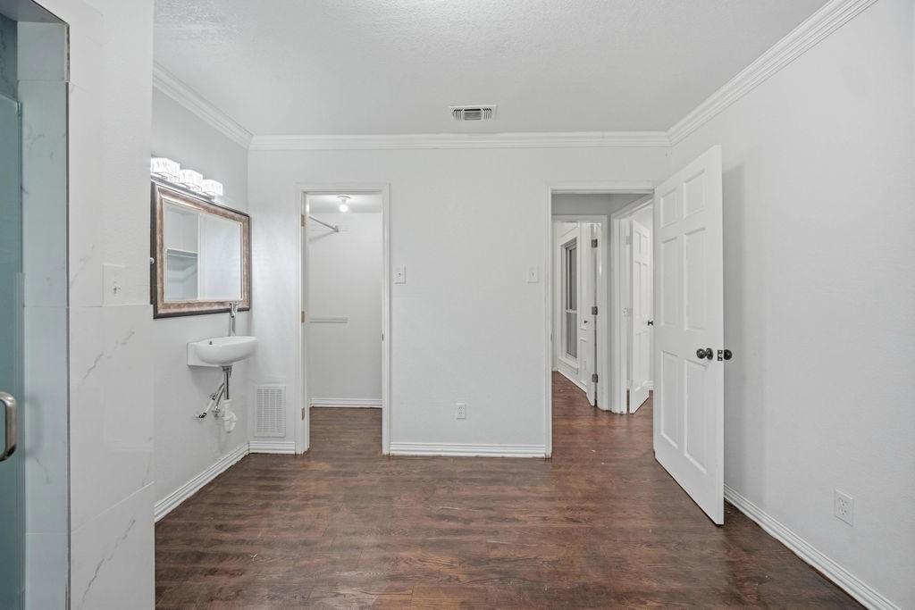 2705 Timberleaf Drive Carrollton TX 75006