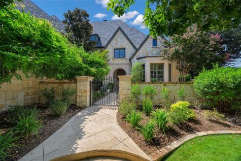 8387 Stone River Drive Frisco TX 75034