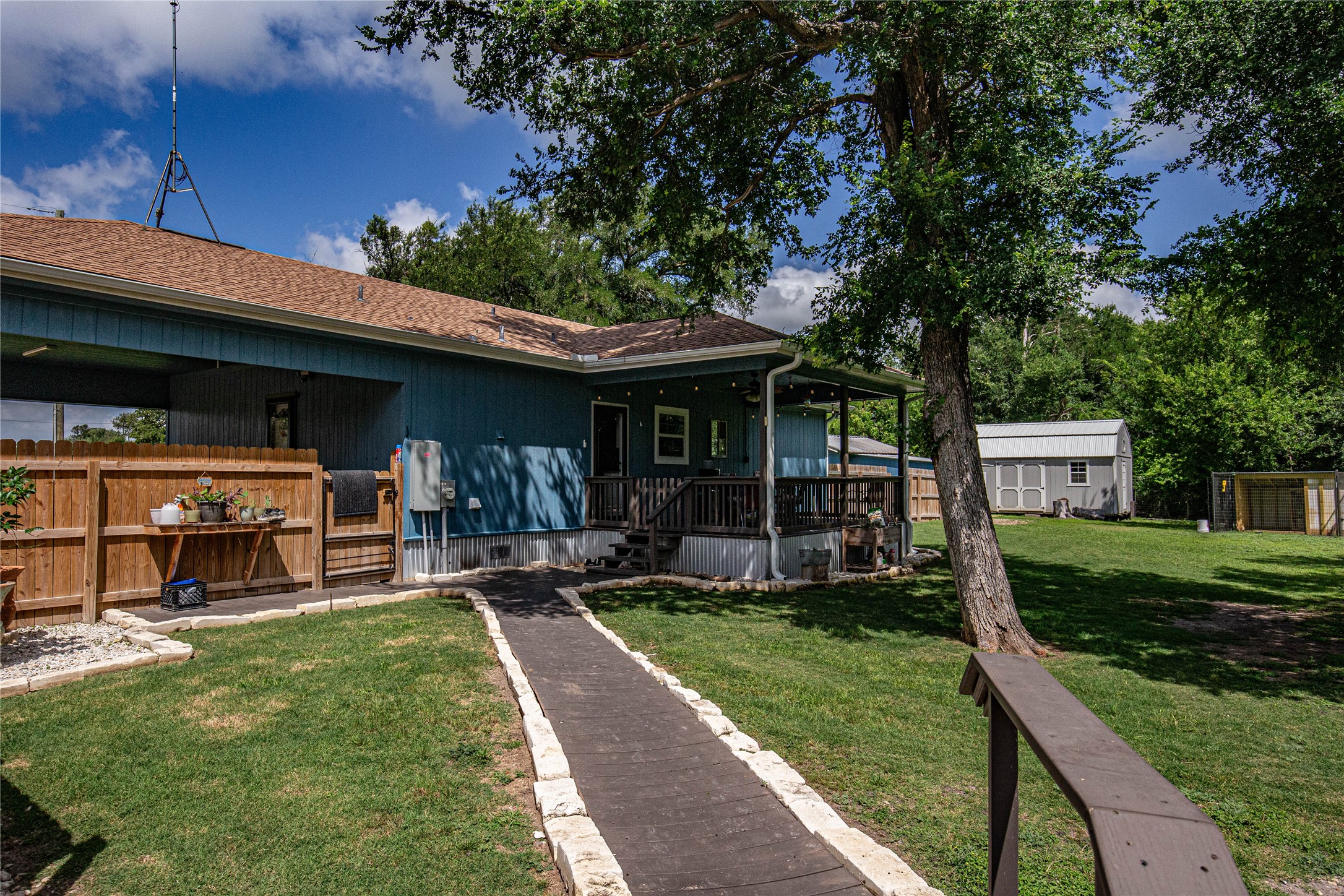 145 Satin Road Golinda TX 76632
