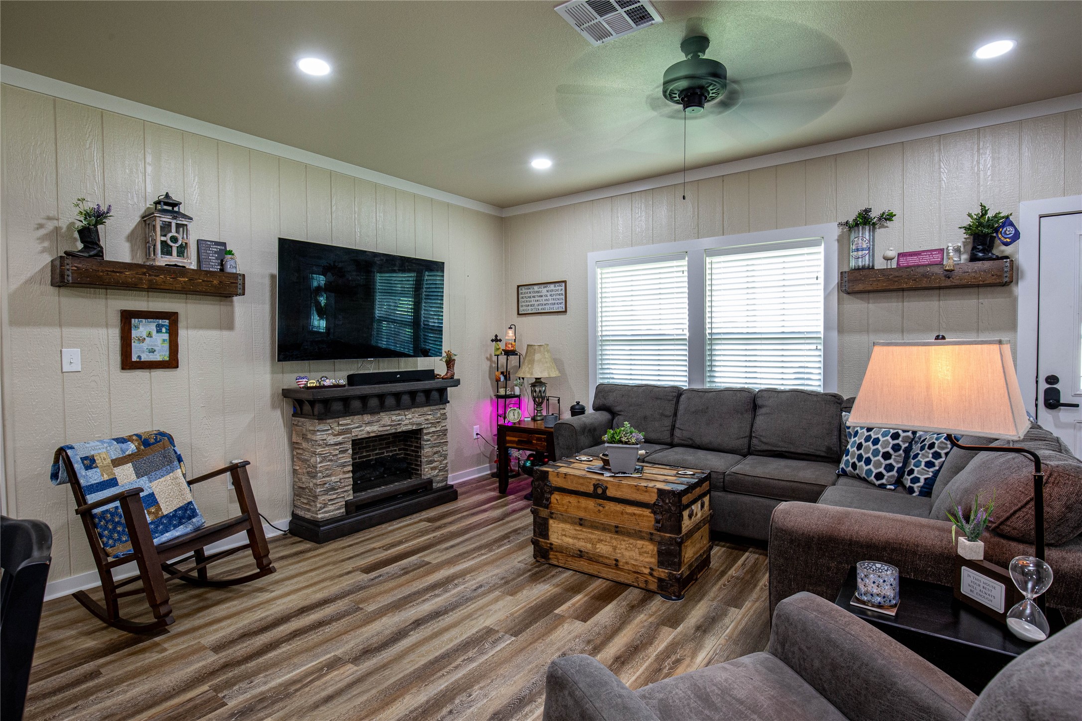 145 Satin Road Golinda TX 76632