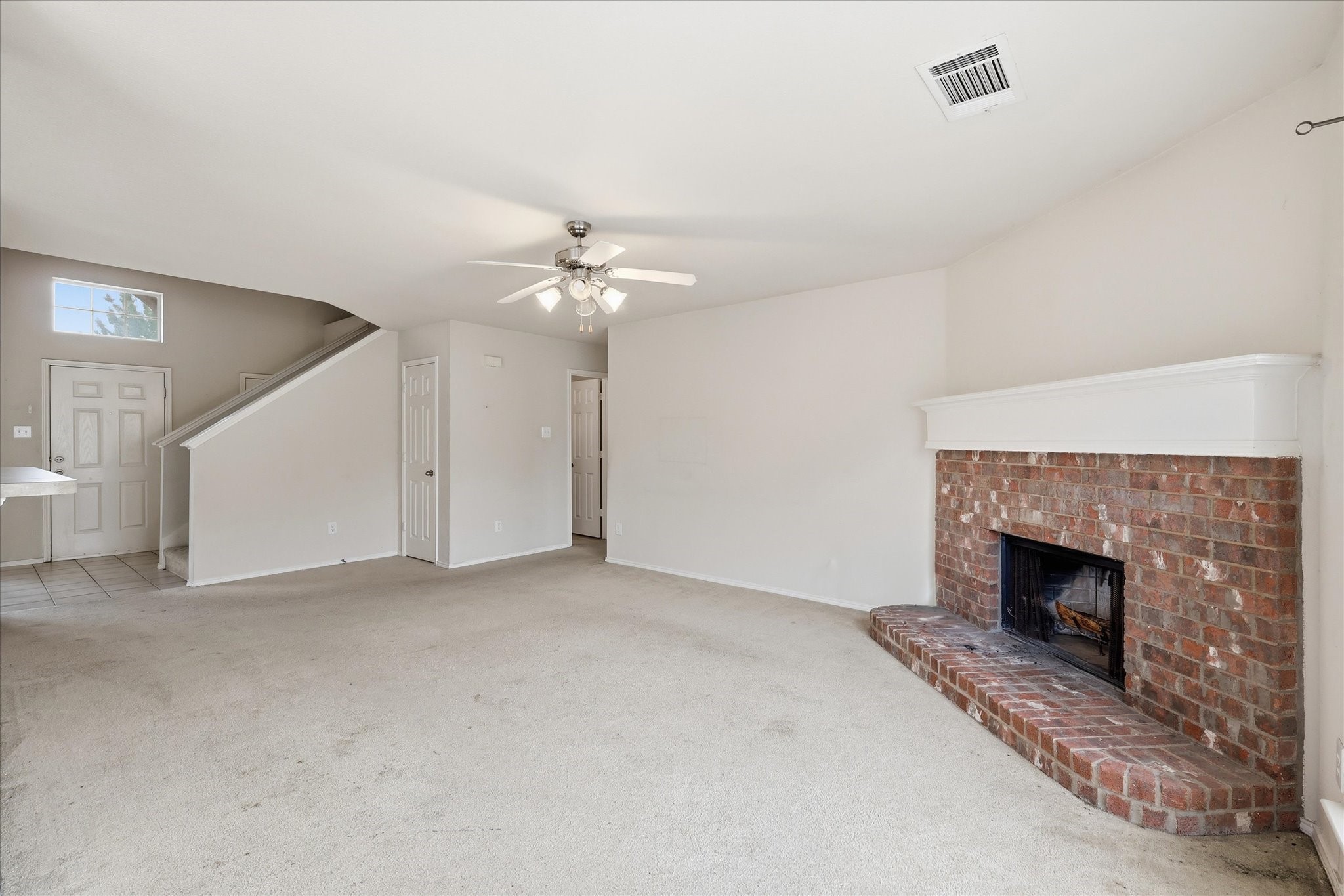 213 Tripp Trail Denton TX 76207