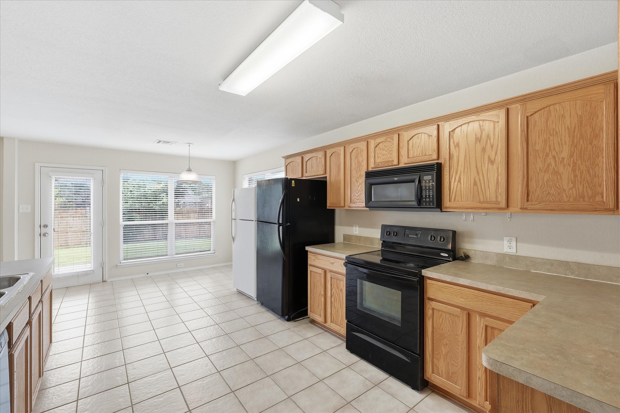 213 Tripp Trail Denton TX 76207