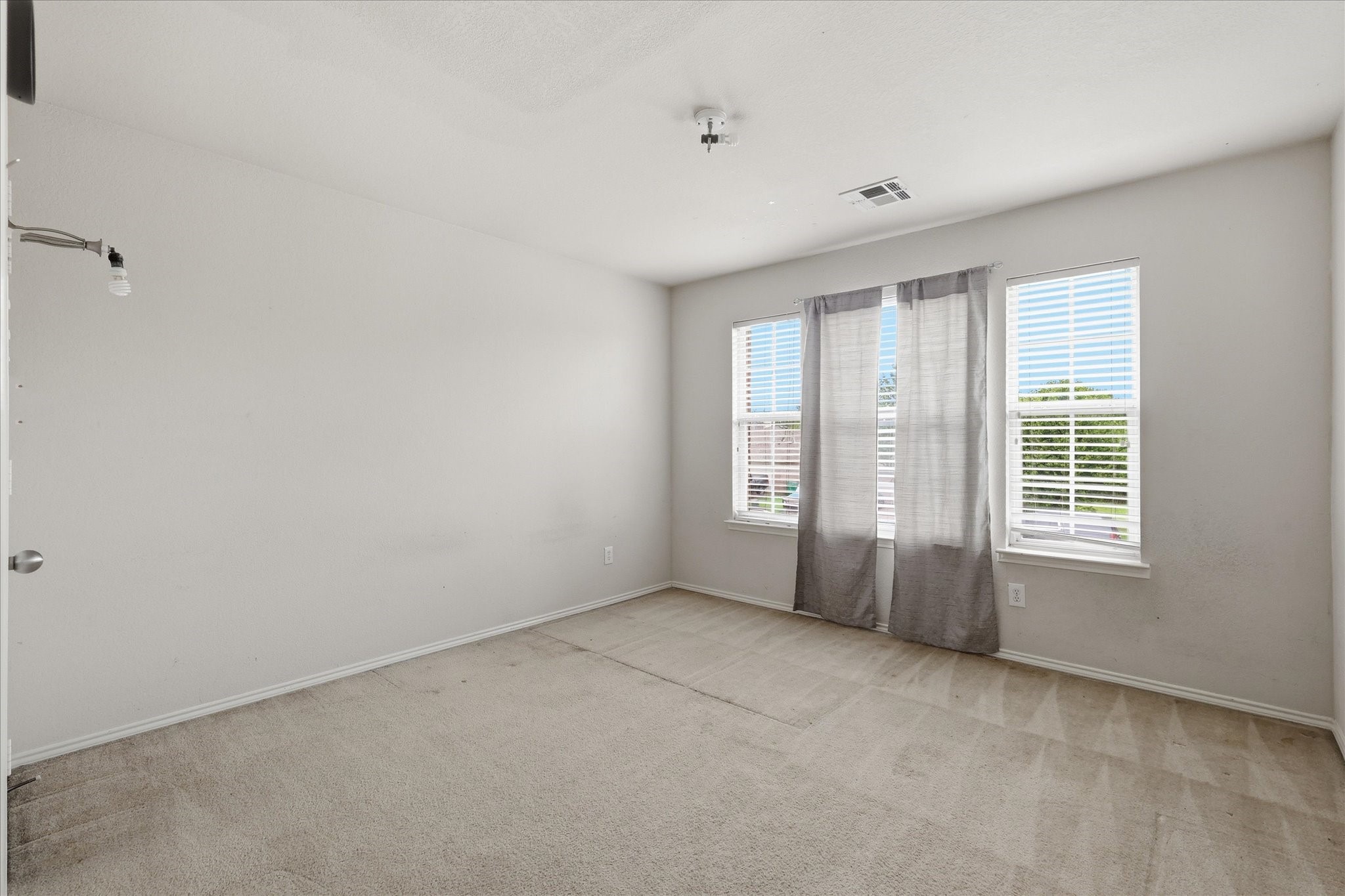 213 Tripp Trail Denton TX 76207