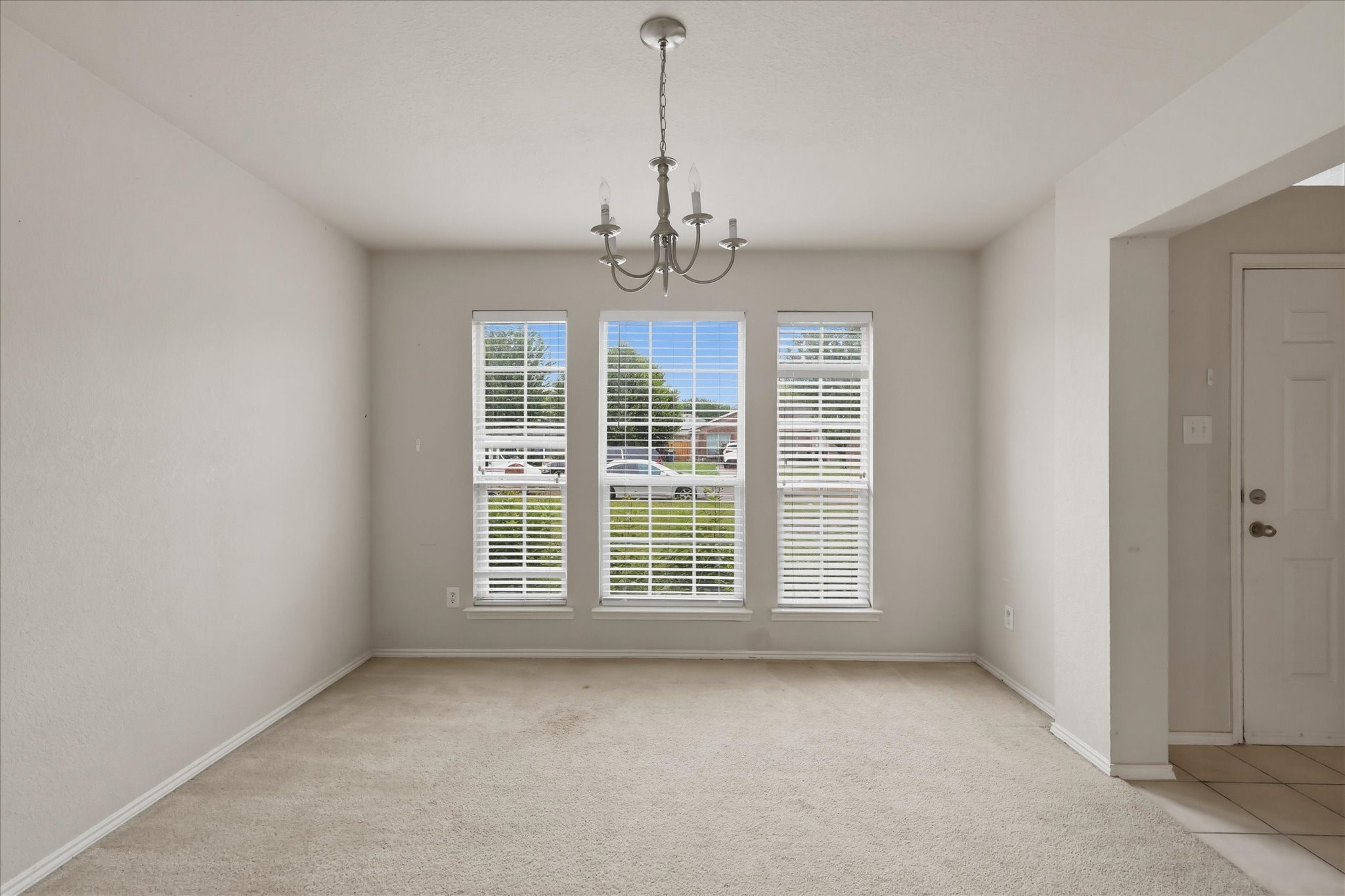 213 Tripp Trail Denton TX 76207