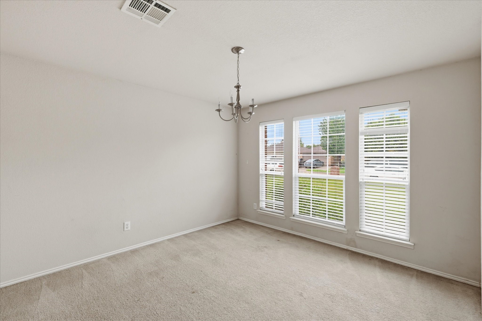 213 Tripp Trail Denton TX 76207