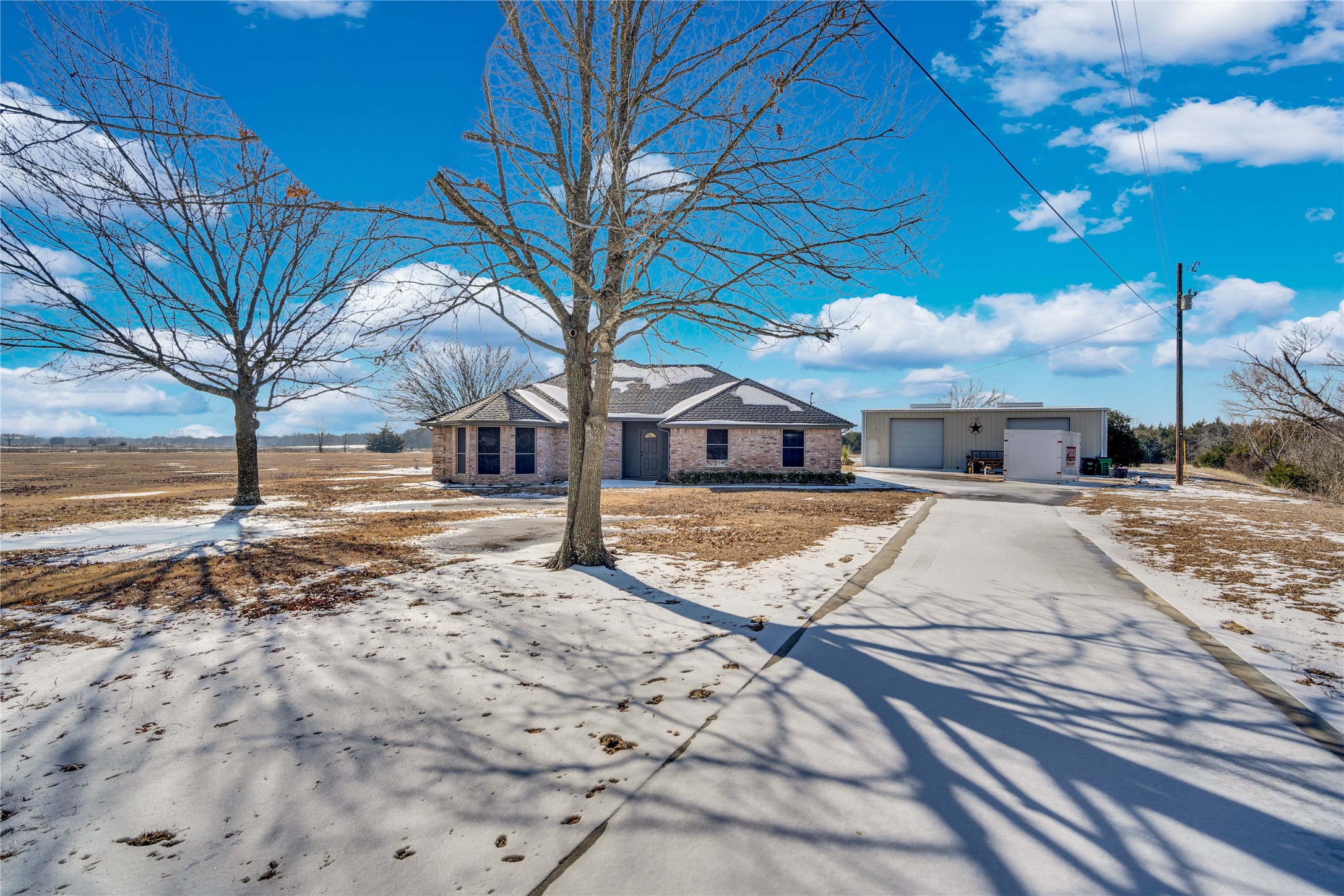 100 Otter Waxahachie TX 75165