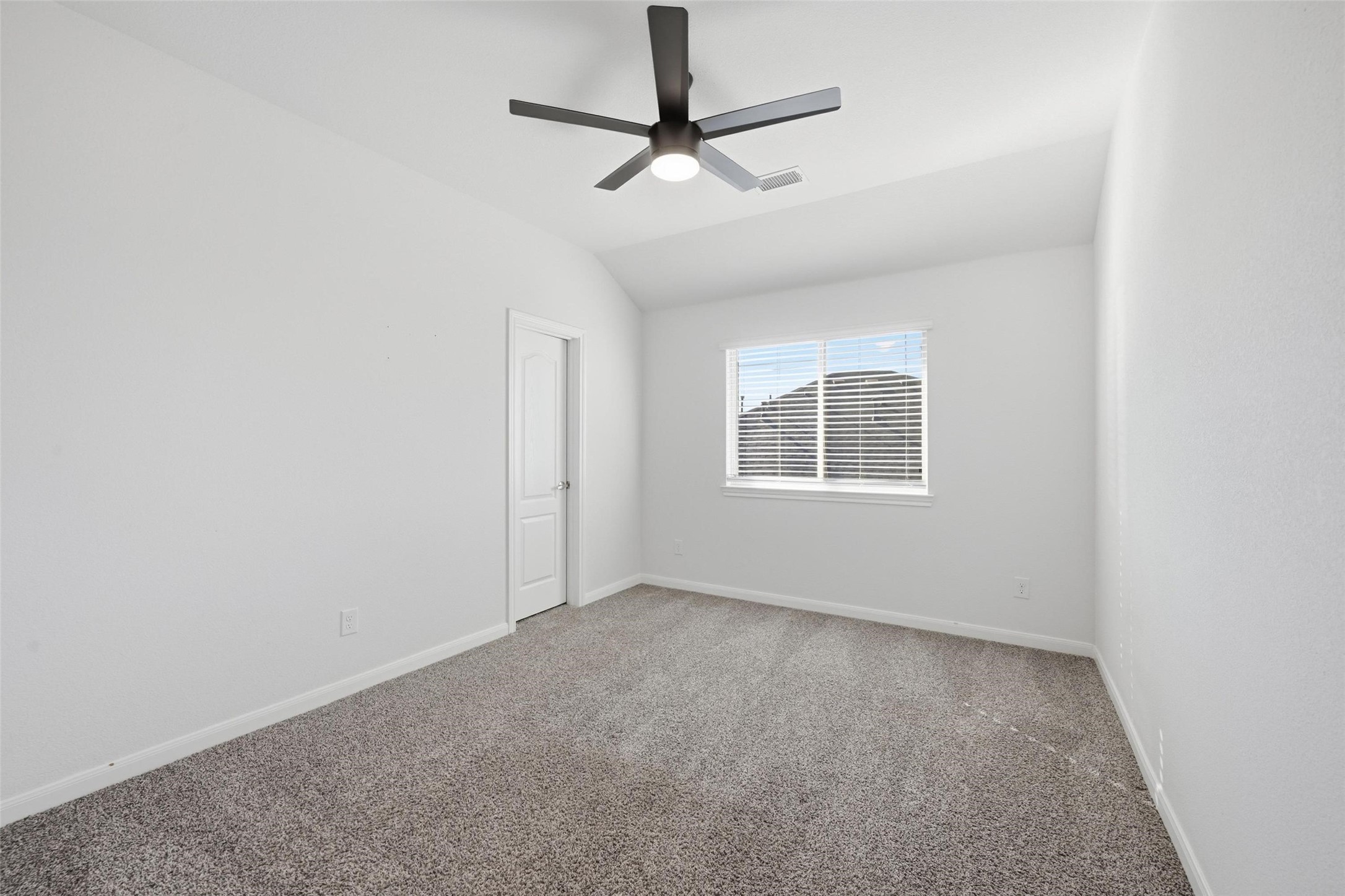 804 Saratoga Road Aubrey TX 76227