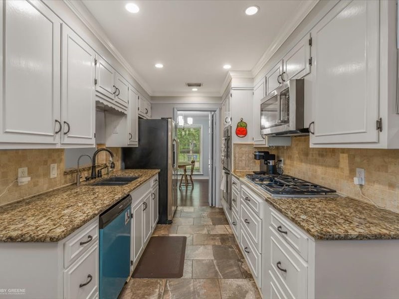 7433 Camelback Drive Shreveport LA 71105