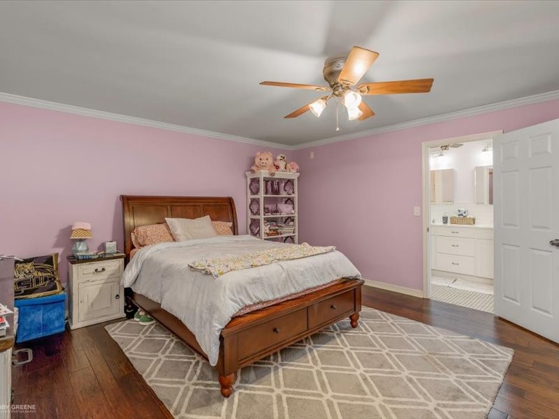 7433 Camelback Drive Shreveport LA 71105
