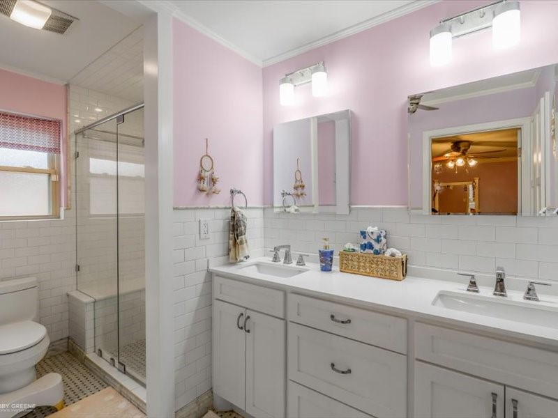 7433 Camelback Drive Shreveport LA 71105