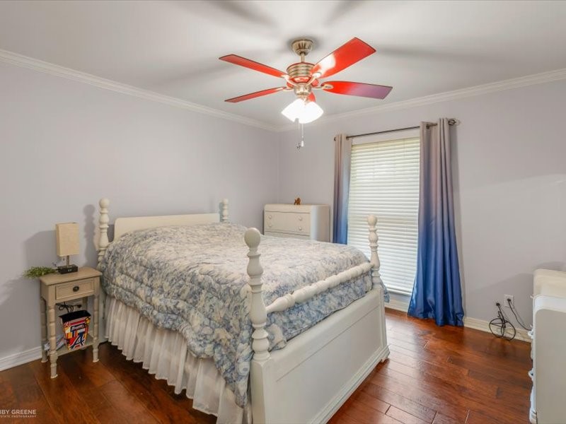 7433 Camelback Drive Shreveport LA 71105