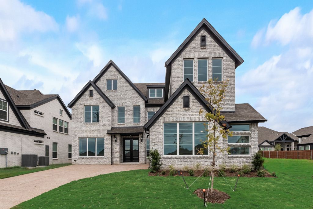 7631 Lanier Lane Grand Prairie TX 75054