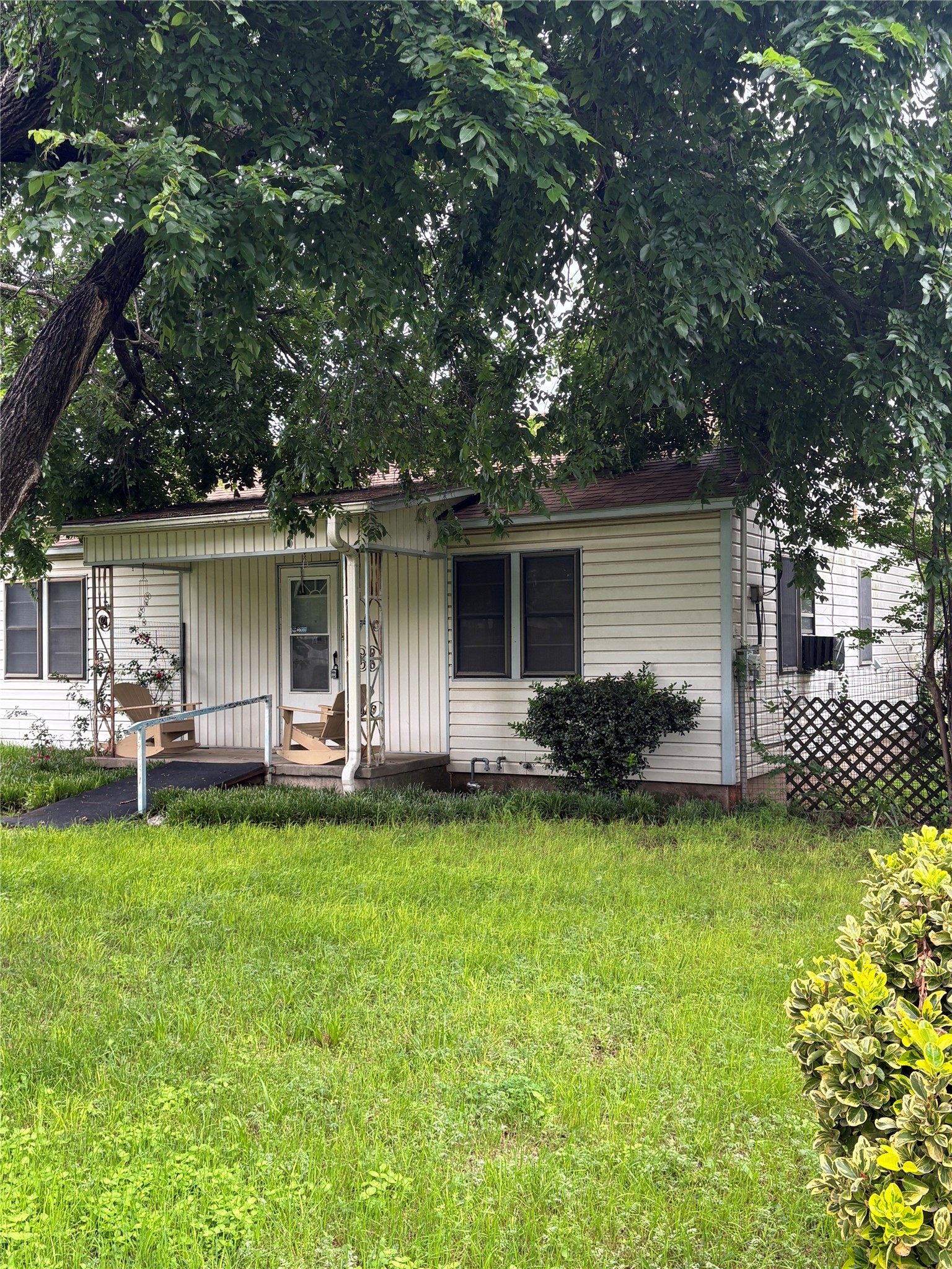 407 N Lane Street Decatur TX 76234