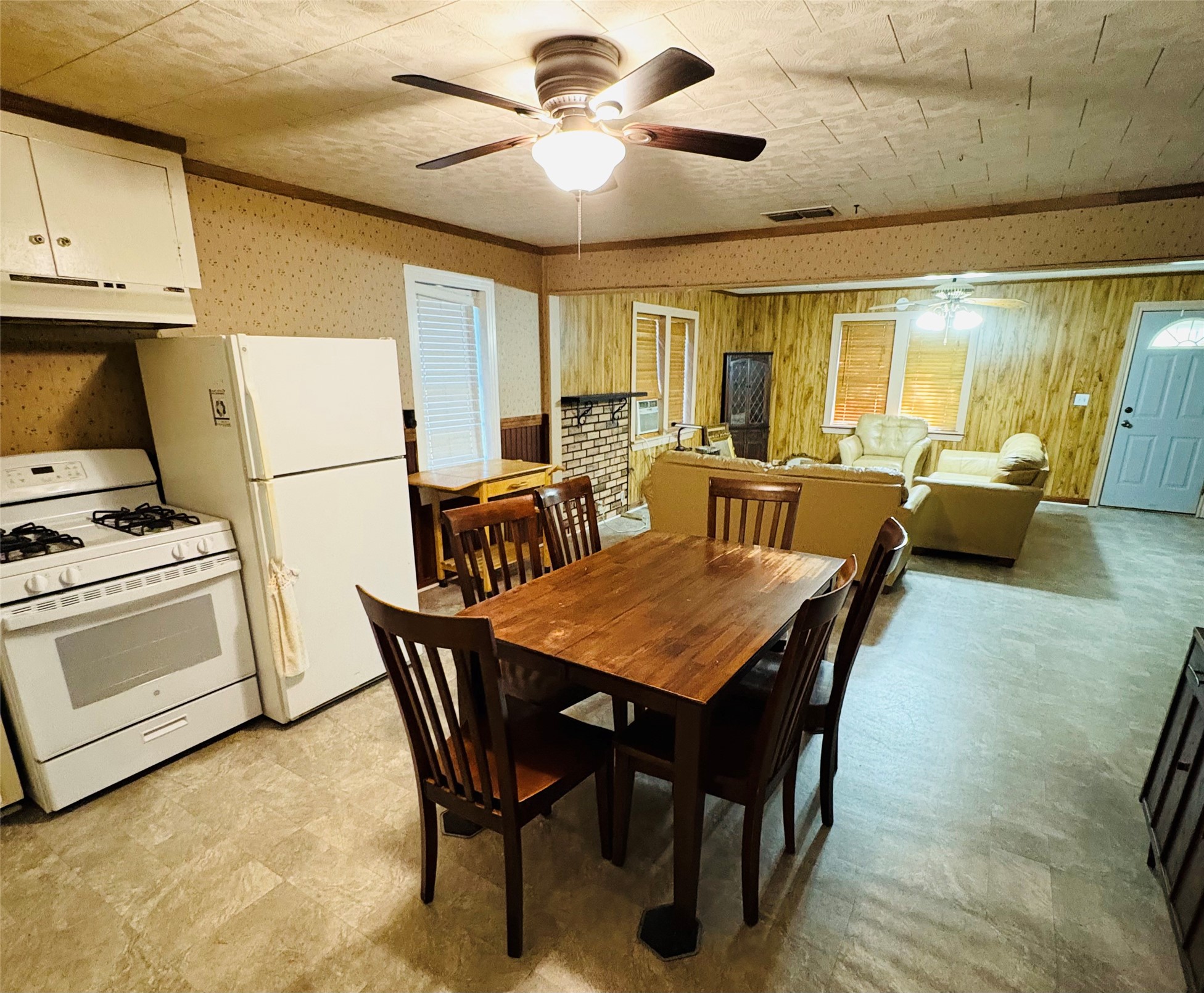 407 N Lane Street Decatur TX 76234