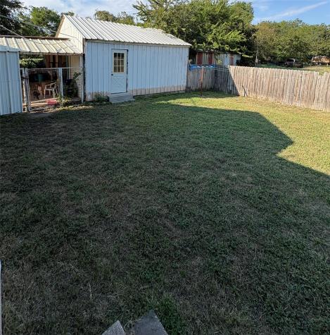 407 N Lane Street Decatur TX 76234