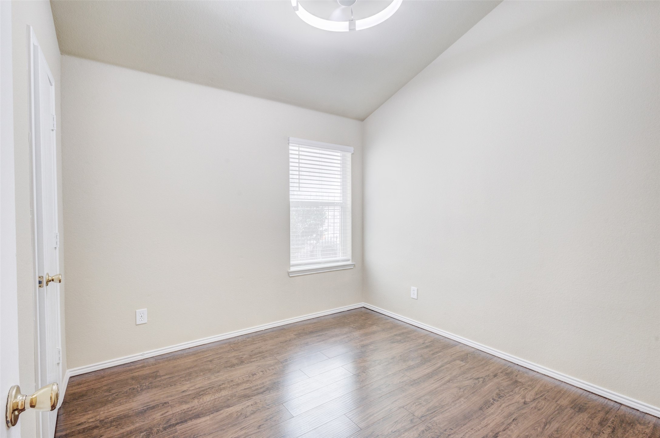 917 Mulder Drive Arlington TX 76001