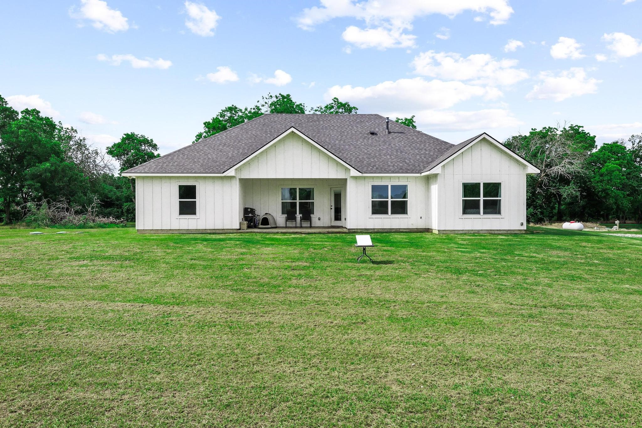 1350 County Rd 4040 Road Ector TX 75439