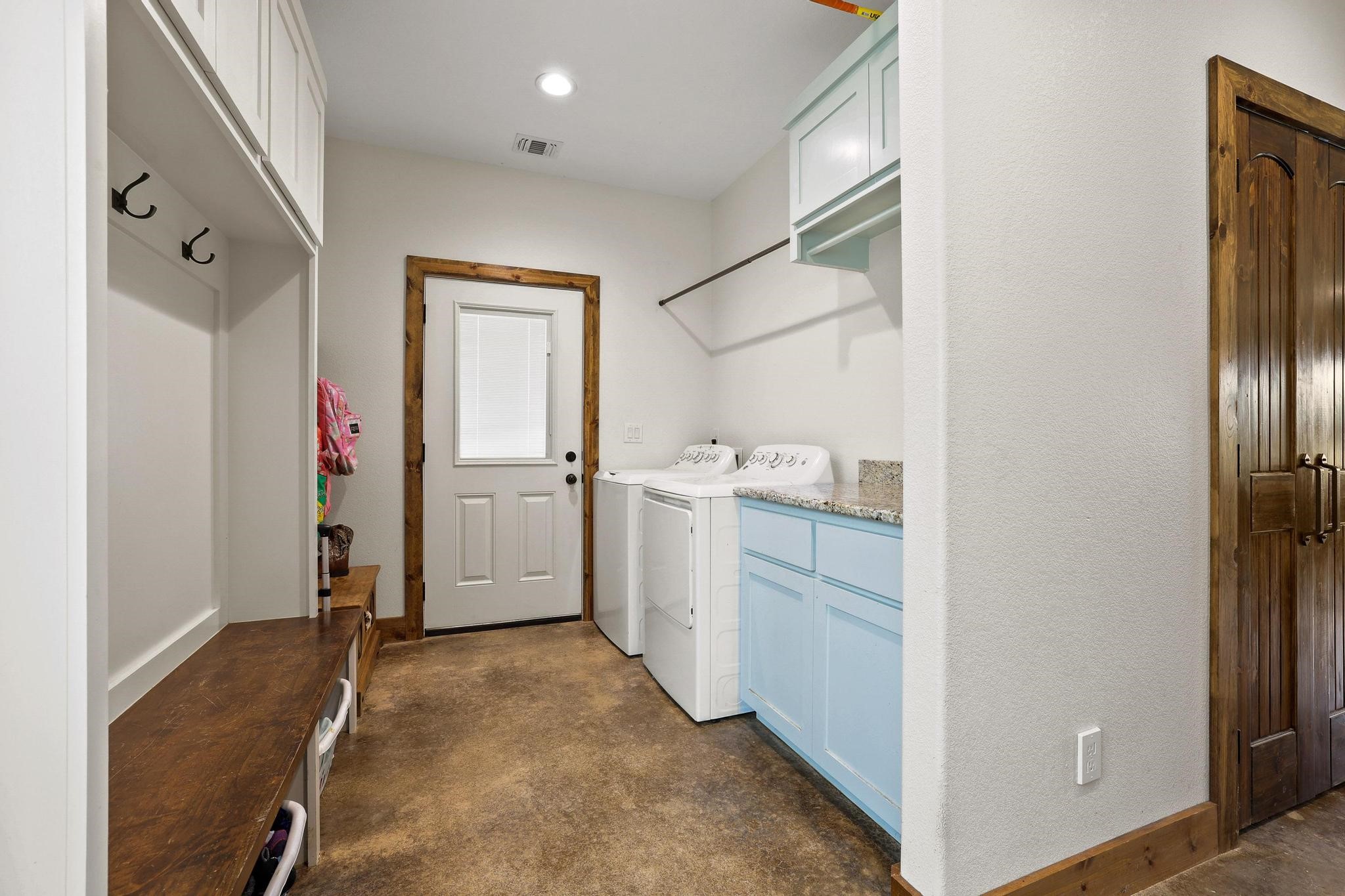 1350 County Rd 4040 Road Ector TX 75439