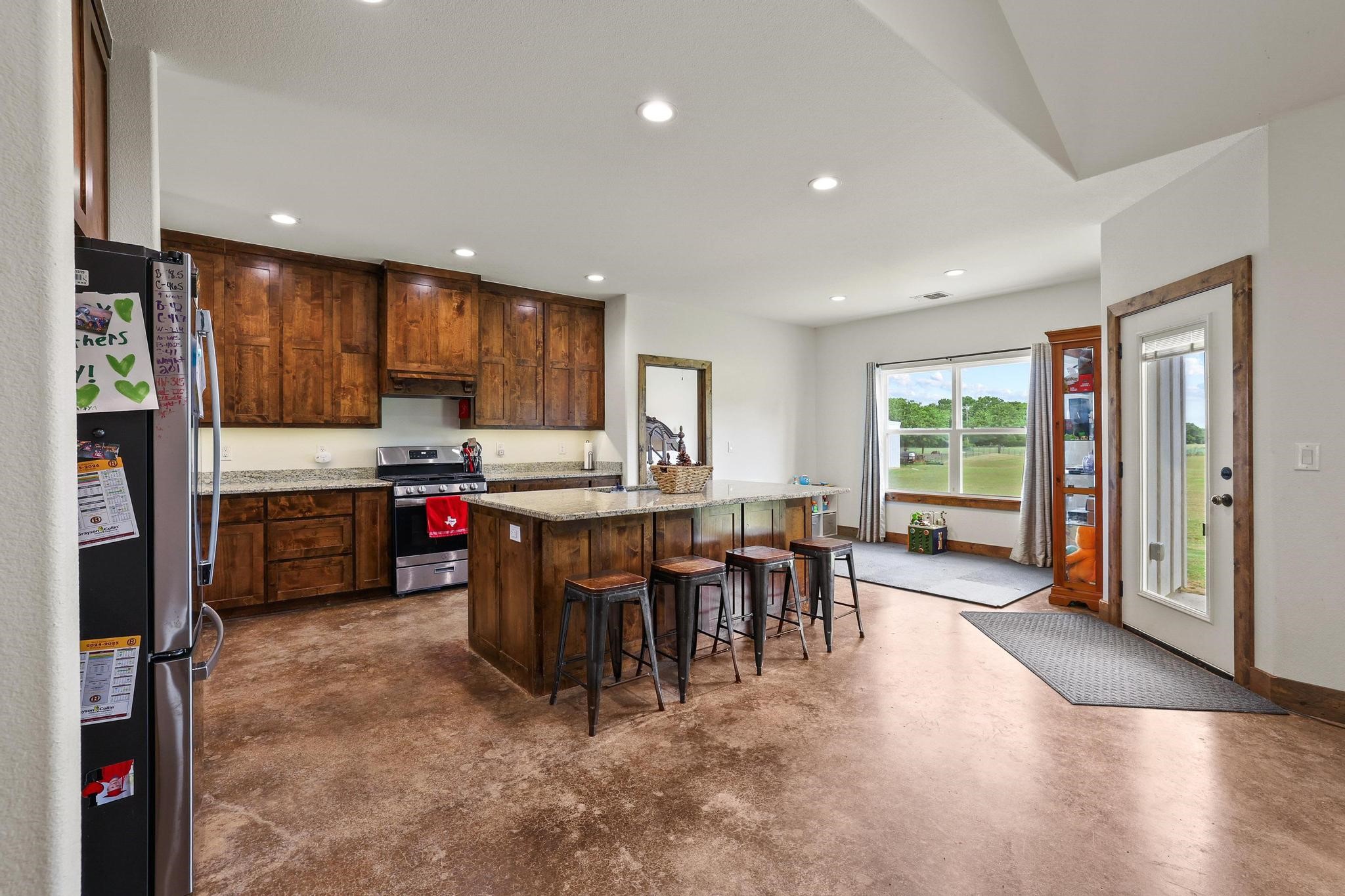 1350 County Rd 4040 Road Ector TX 75439