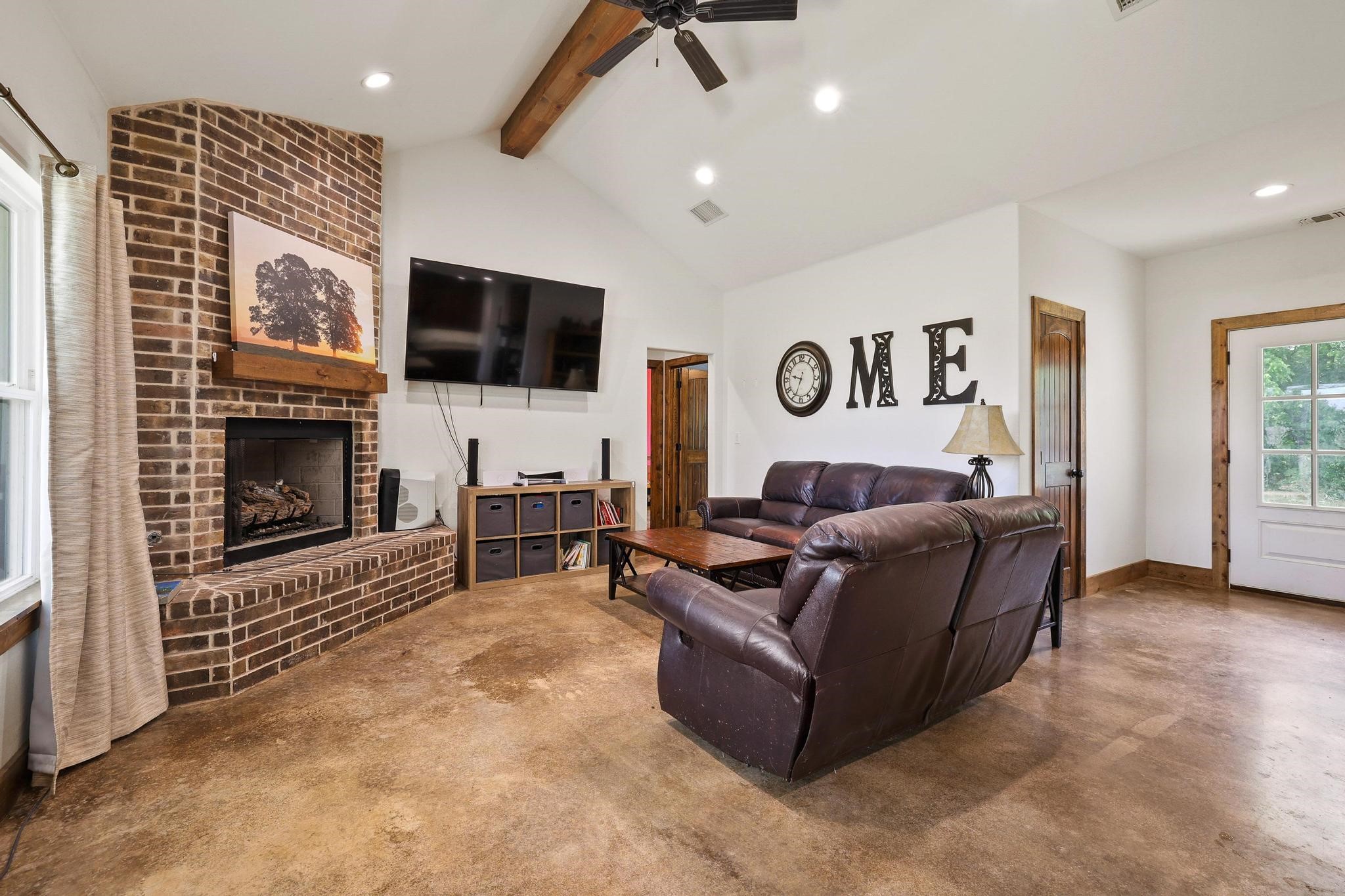 1350 County Rd 4040 Road Ector TX 75439