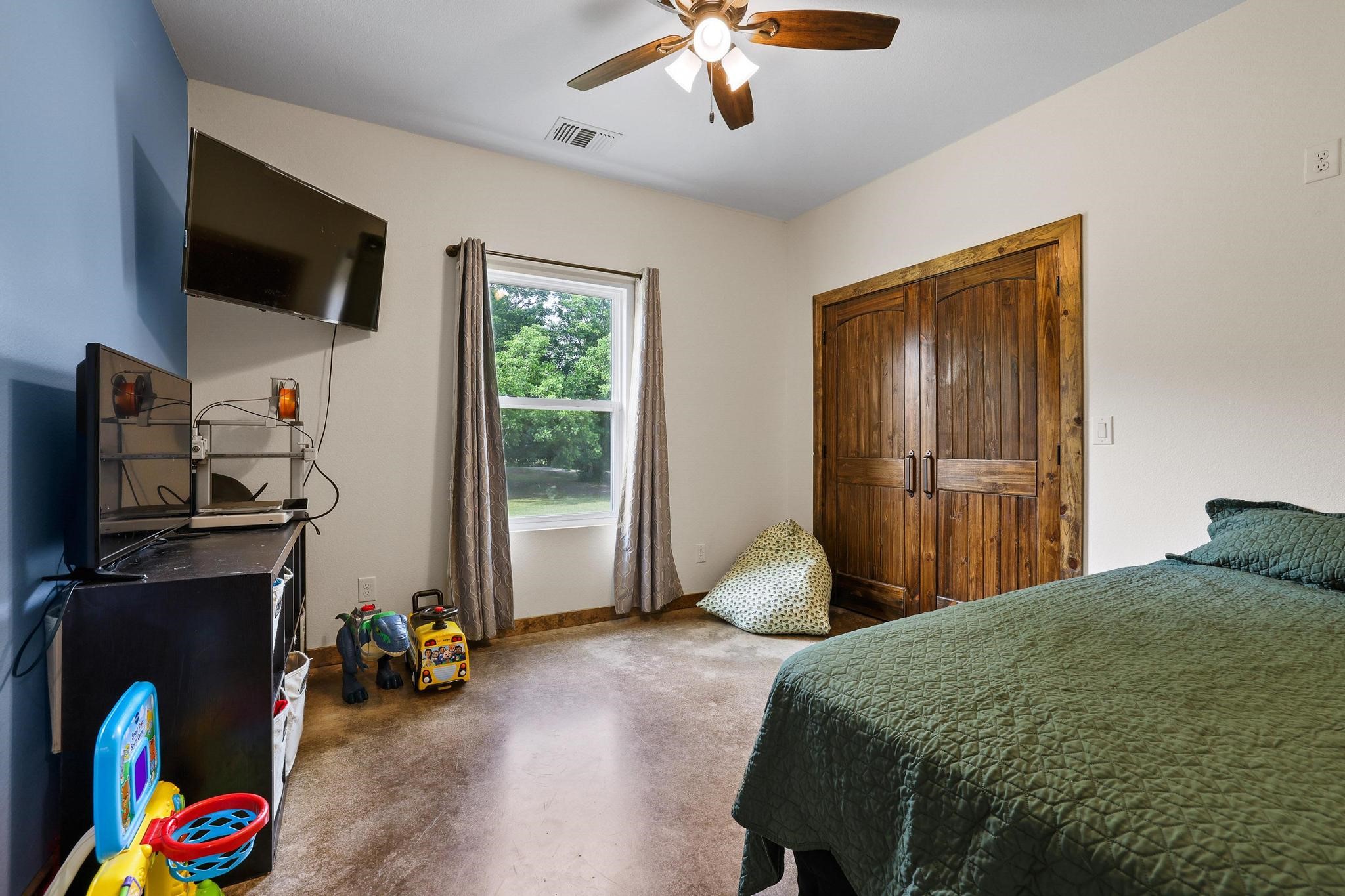 1350 County Rd 4040 Road Ector TX 75439