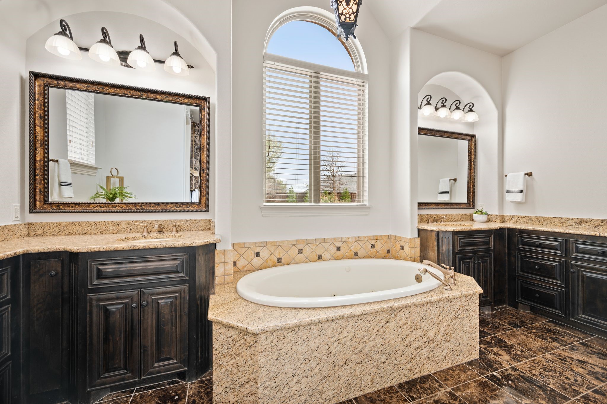 5803 Chalford Common Colleyville TX 76034