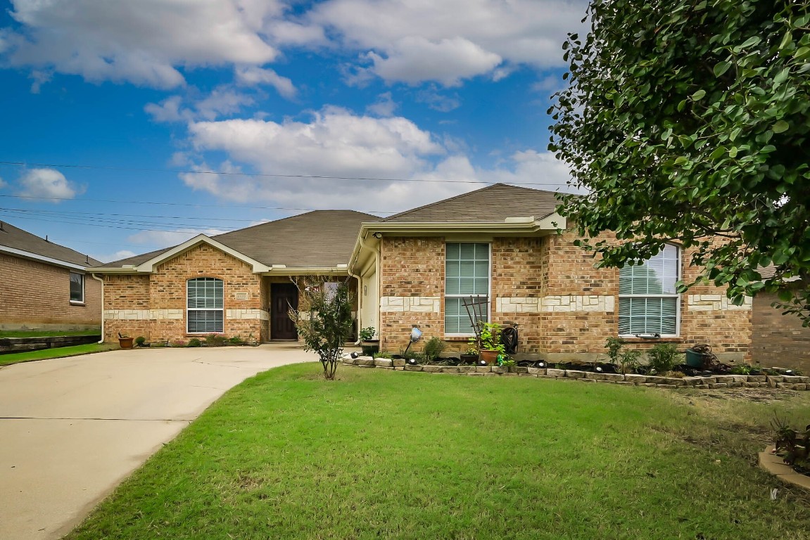 1831 Barbados Drive Mansfield TX 76063