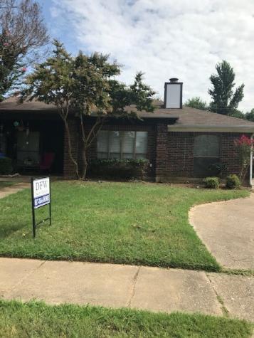 115 Hickory Springs Drive Euless TX 76039