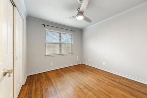 819 Del Mar Lane Arlington TX 76012