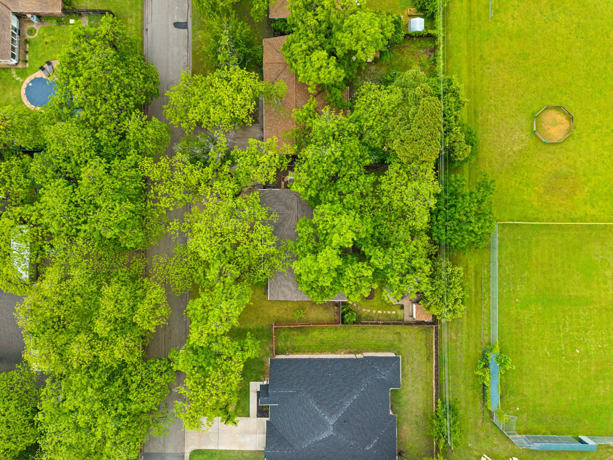 819 Del Mar Lane Arlington TX 76012