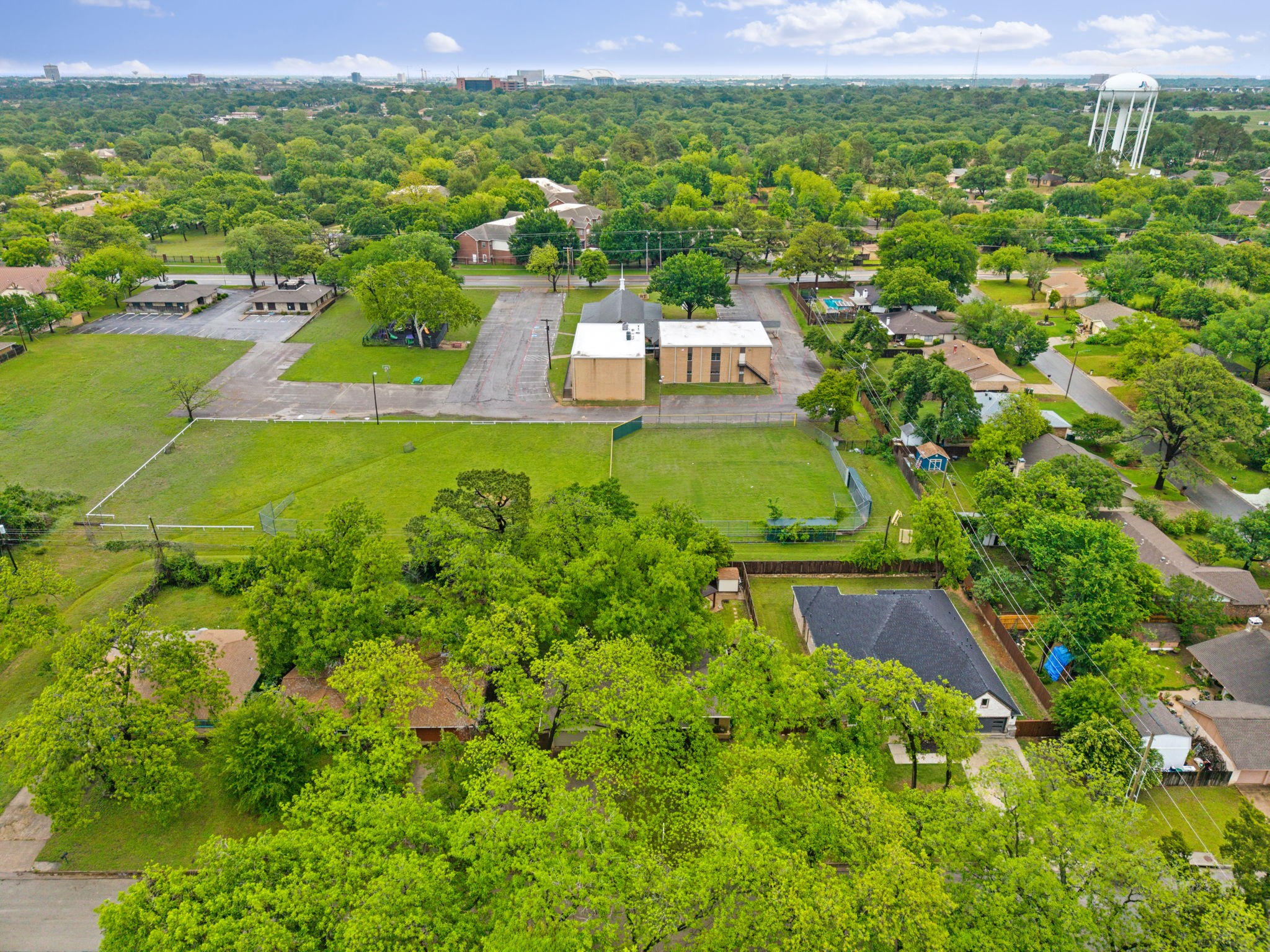 819 Del Mar Lane Arlington TX 76012