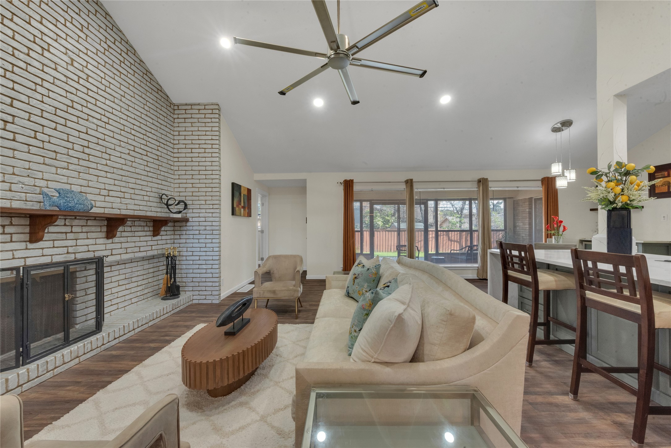 224 Plainview Drive Hurst TX 76054
