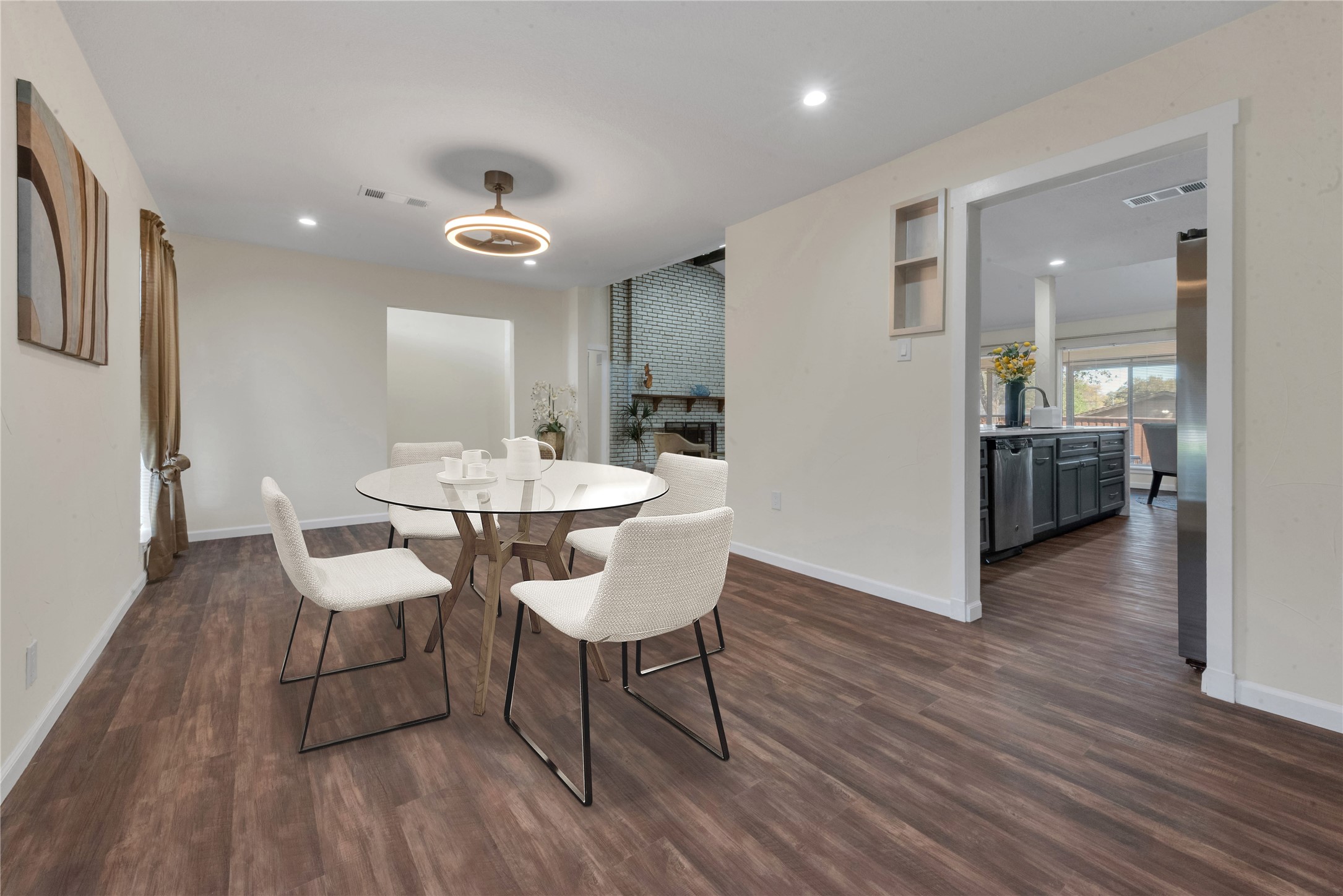 224 Plainview Drive Hurst TX 76054