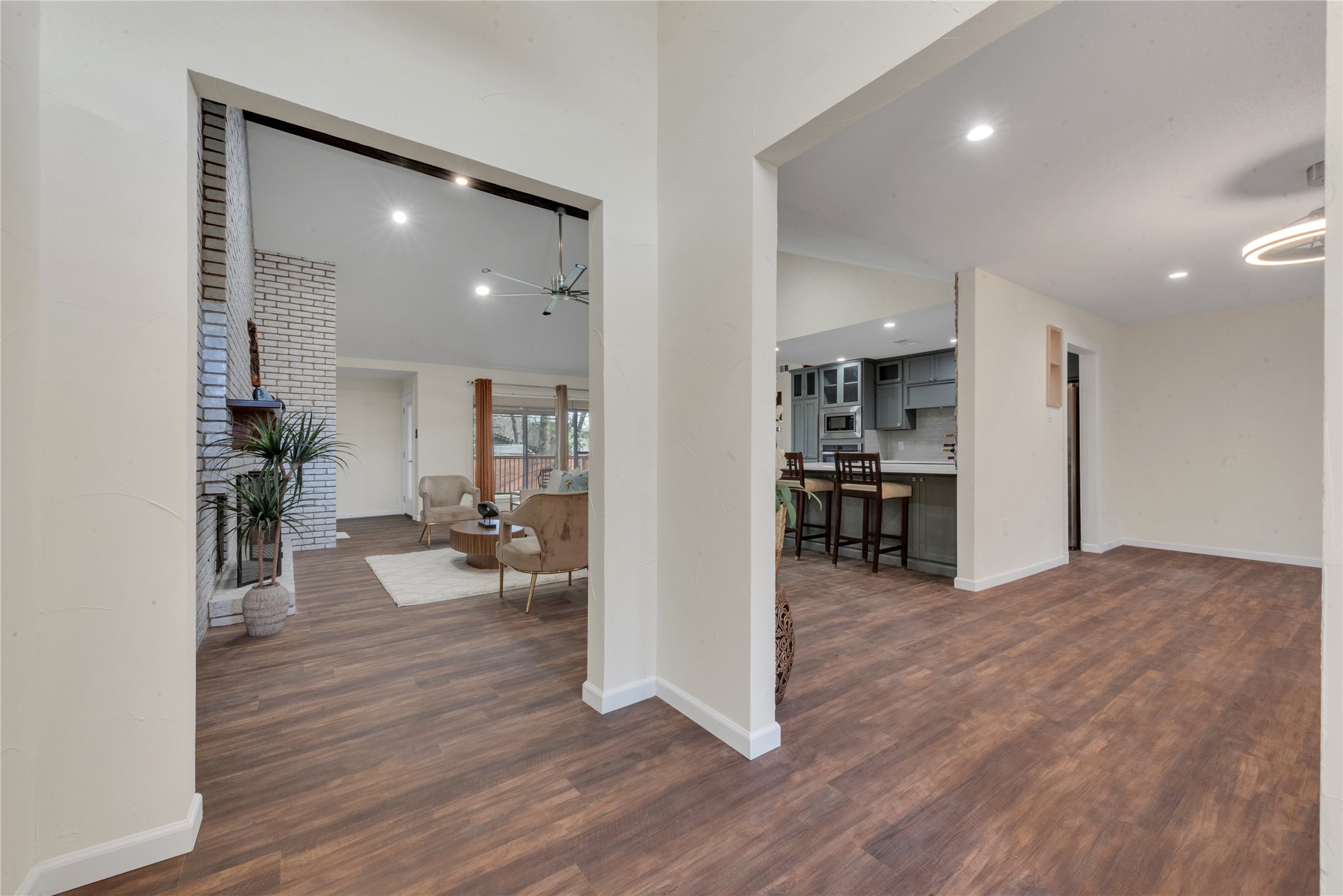 224 Plainview Drive Hurst TX 76054